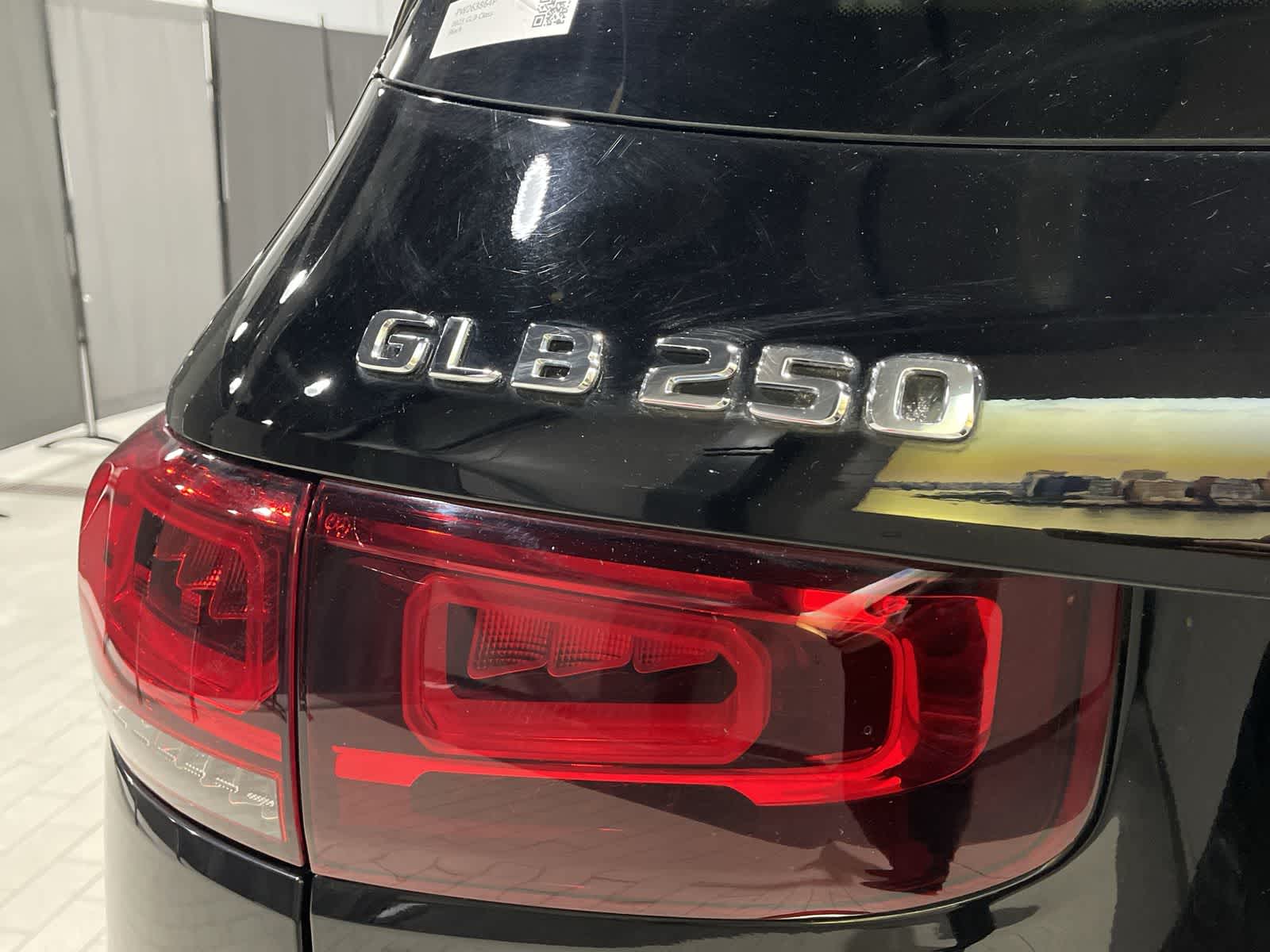 Thumbnail: 2023 Mercedes-Benz GLB - 19