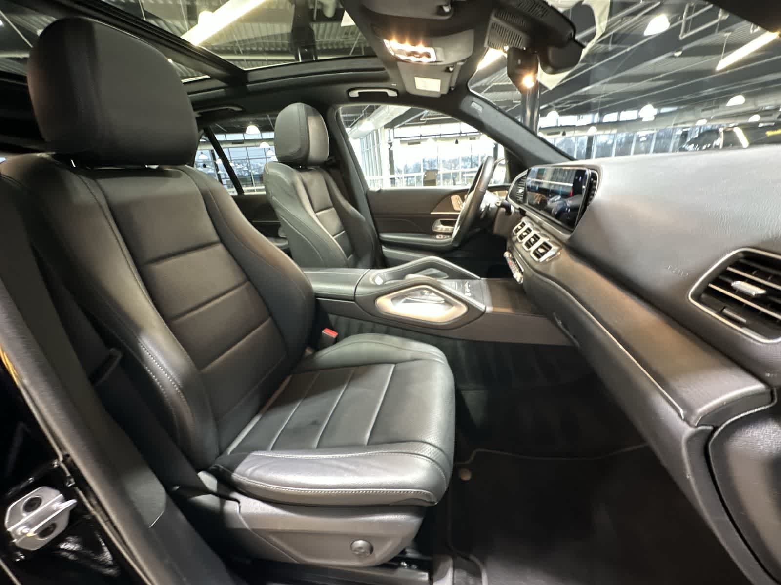 Thumbnail: 2022 Mercedes-Benz GLE - 26