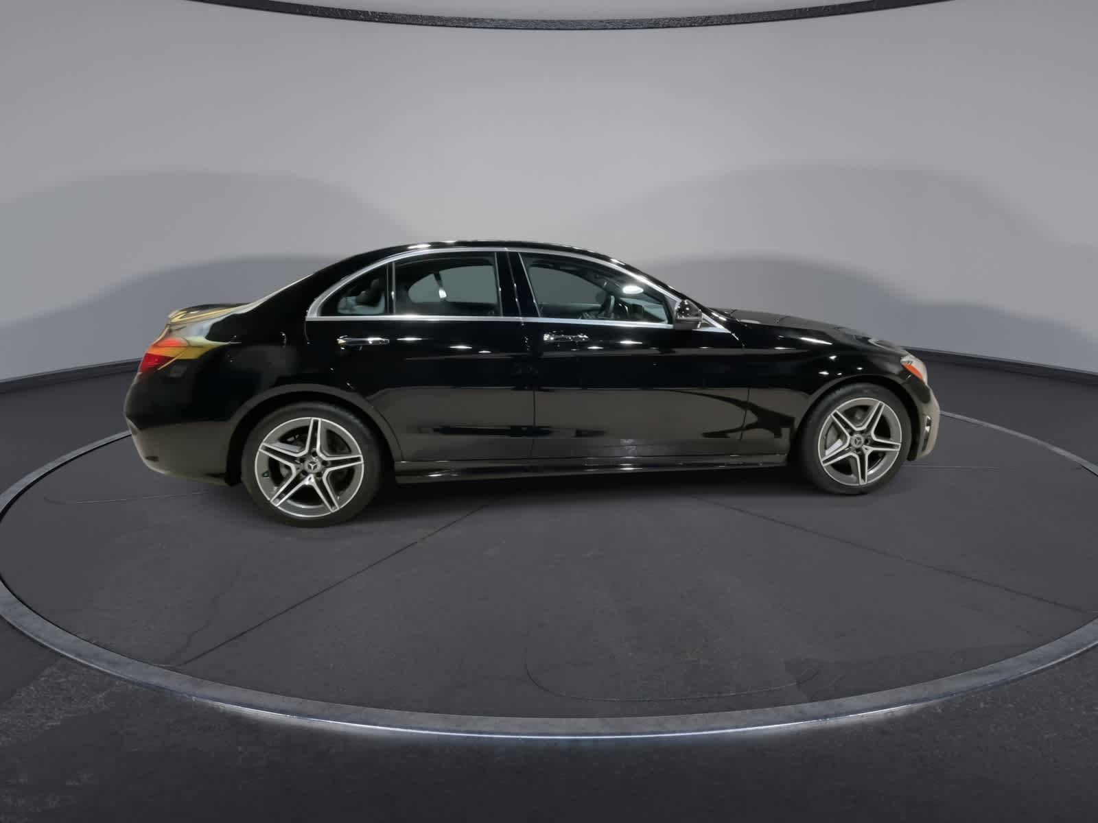 Thumbnail: 2020 Mercedes-Benz C-Class - 2