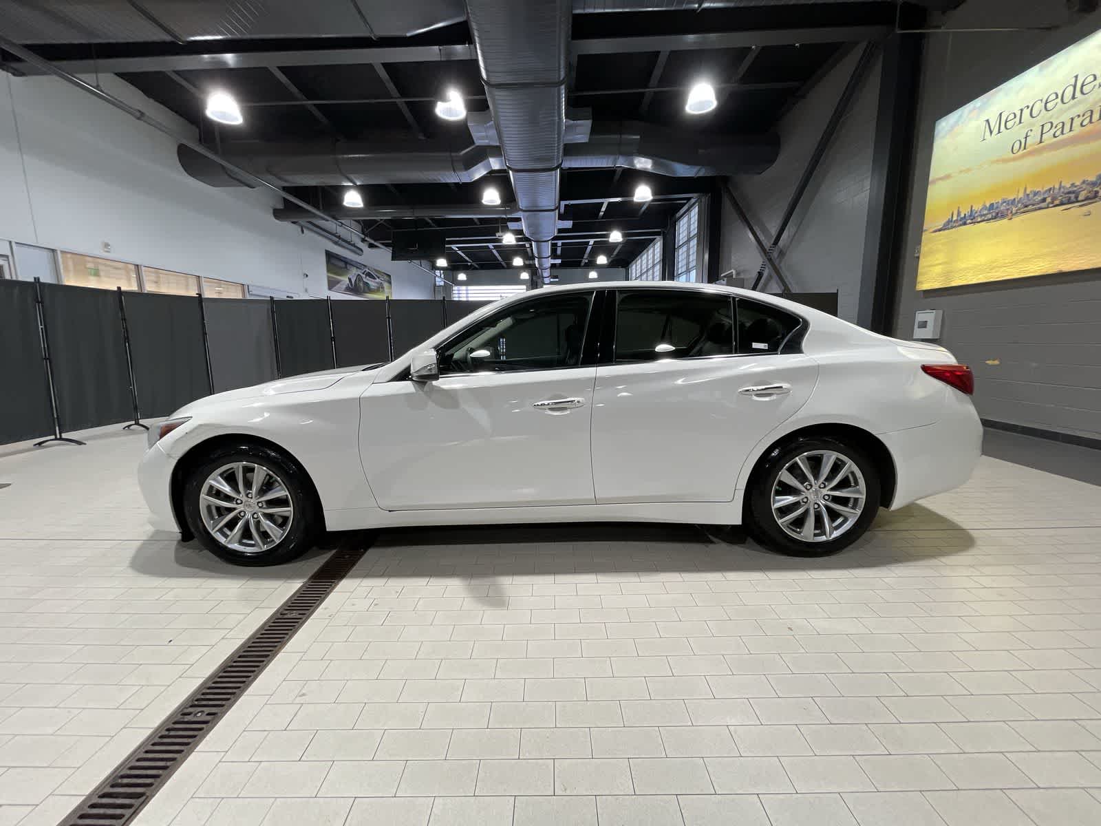 Thumbnail: 2017 INFINITI Q50 - 15