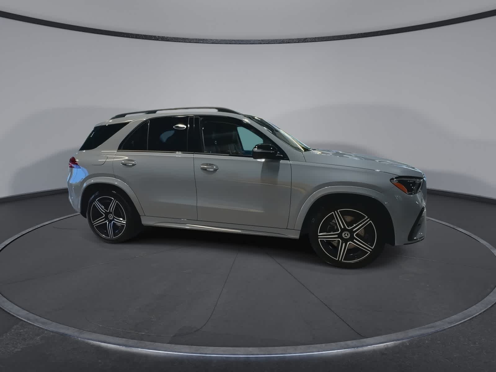 Thumbnail: 2024 Mercedes-Benz GLE - 13