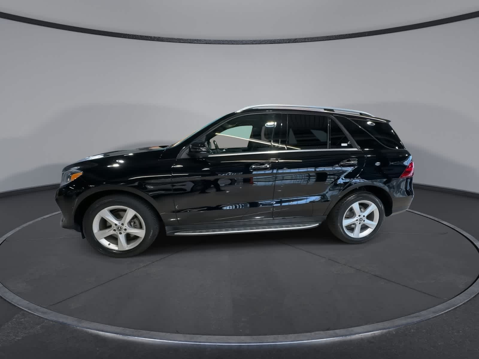 Thumbnail: 2018 Mercedes-Benz GLE - 8