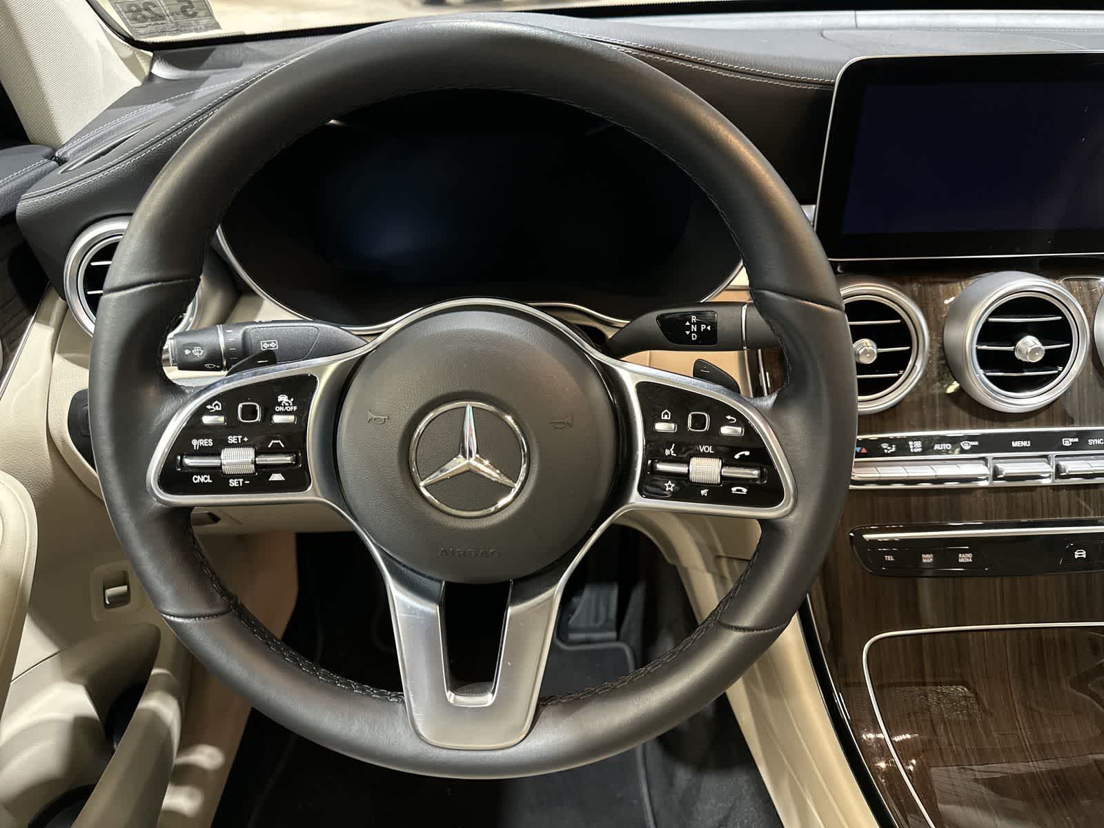 Thumbnail: 2023 Mercedes-Benz GLC - 27