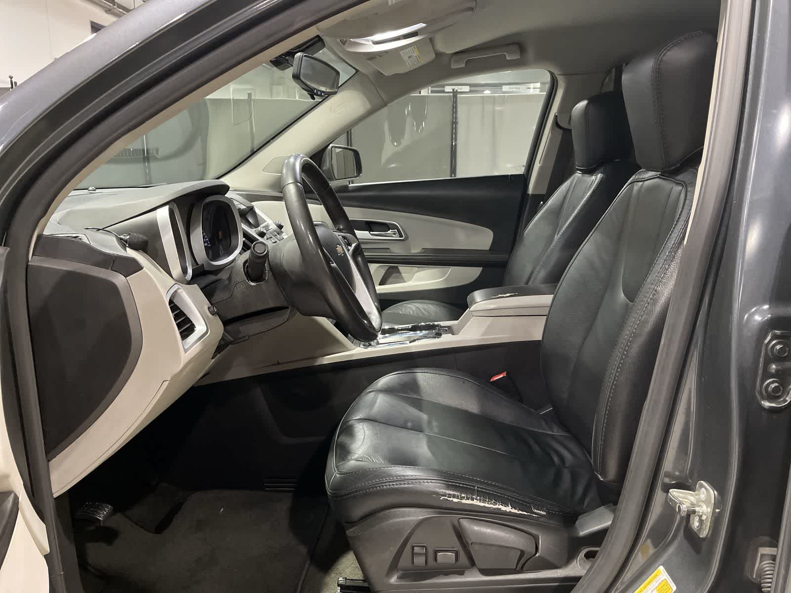 Thumbnail: 2011 Chevrolet Equinox - 14