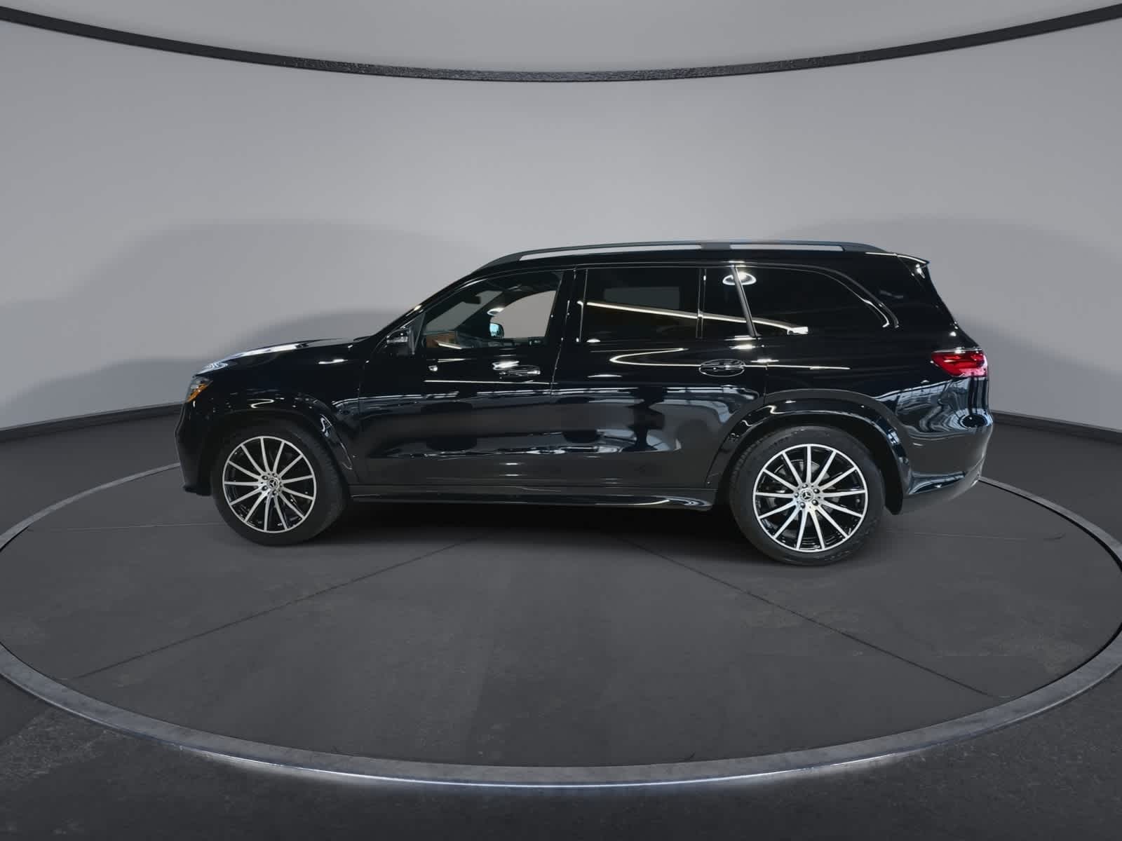 Thumbnail: 2025 Mercedes-Benz GLS - 7