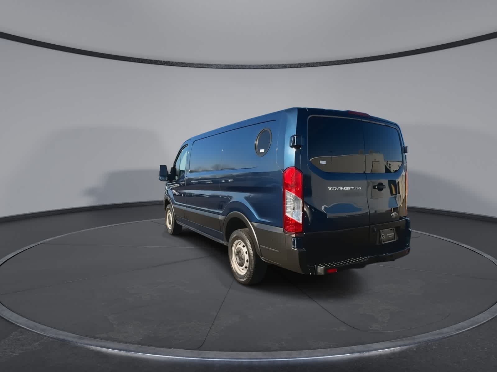 Thumbnail: 2019 Ford Transit Series - 9