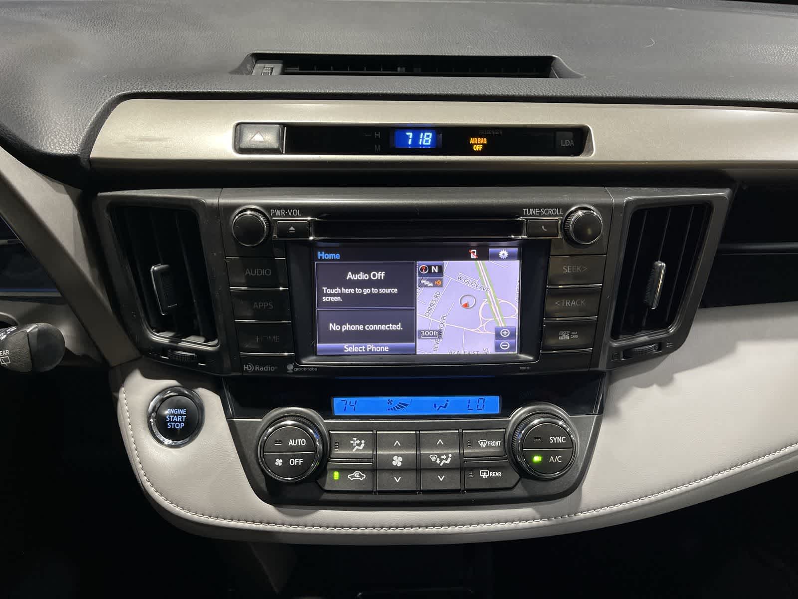 Thumbnail: 2015 Toyota RAV4 - 28