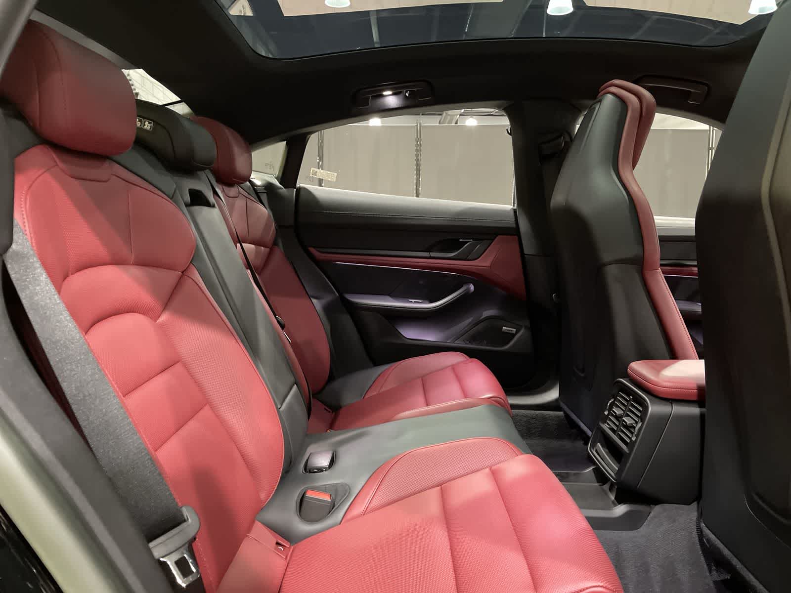 Thumbnail: 2023 Porsche Taycan - 25