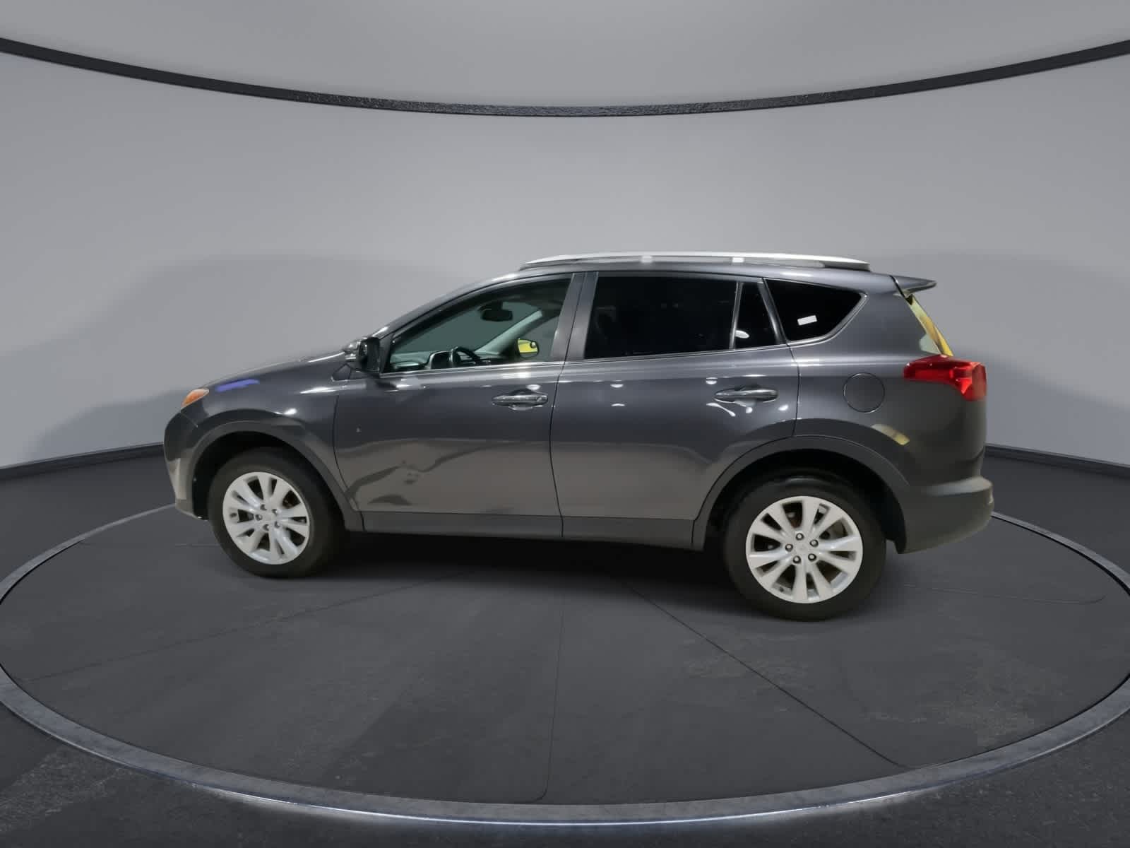Thumbnail: 2015 Toyota RAV4 - 7