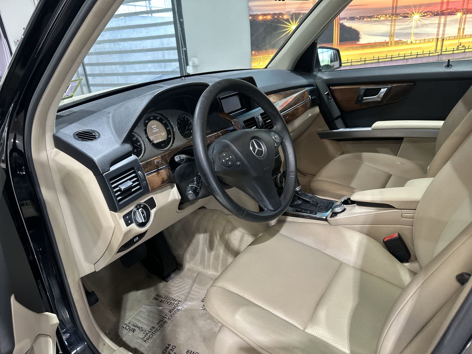 Thumbnail: 2011 Mercedes-Benz GLK - 14