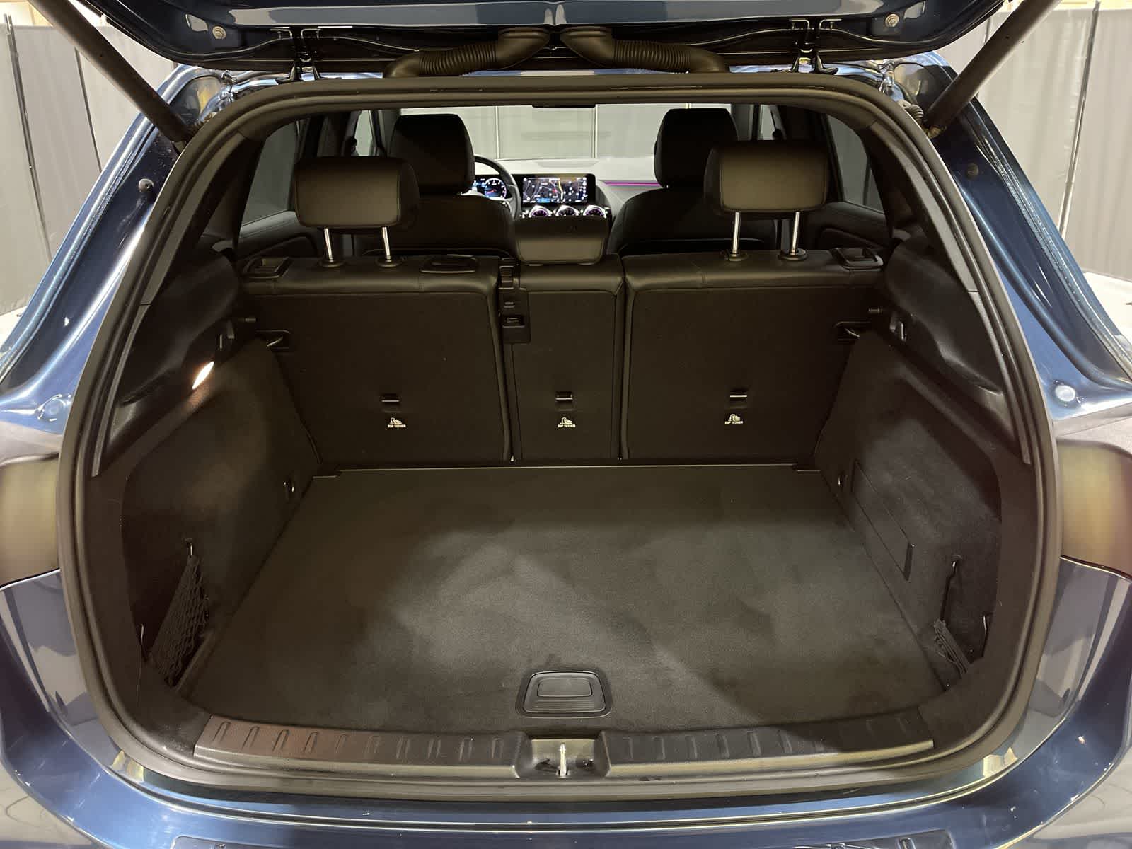 Thumbnail: 2023 Mercedes-Benz GLA - 31