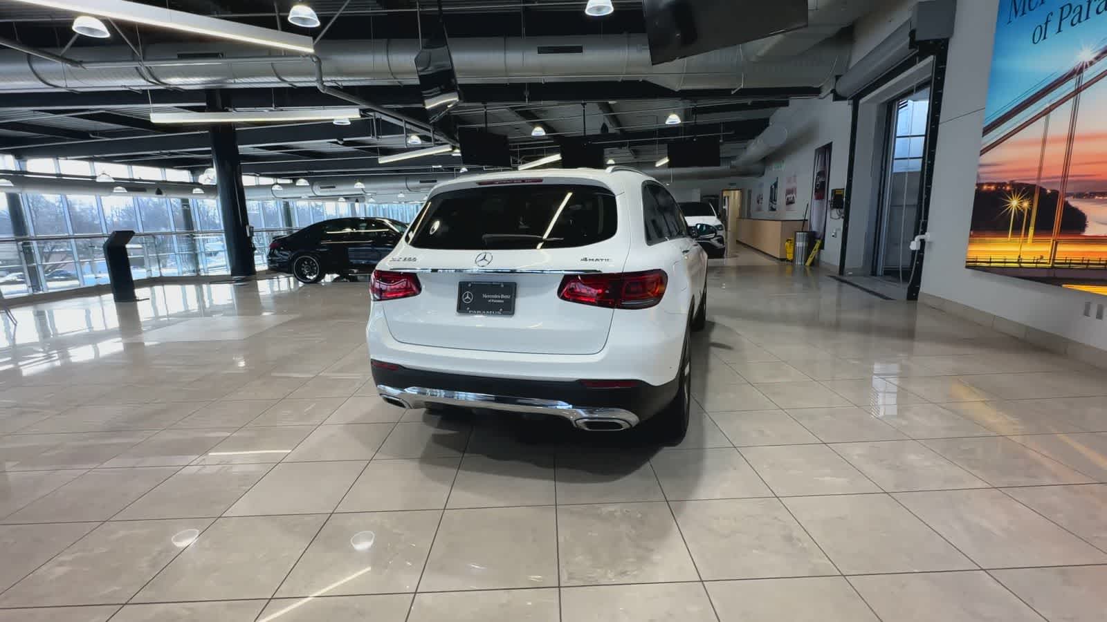 Thumbnail: 2020 Mercedes-Benz GLC - 10