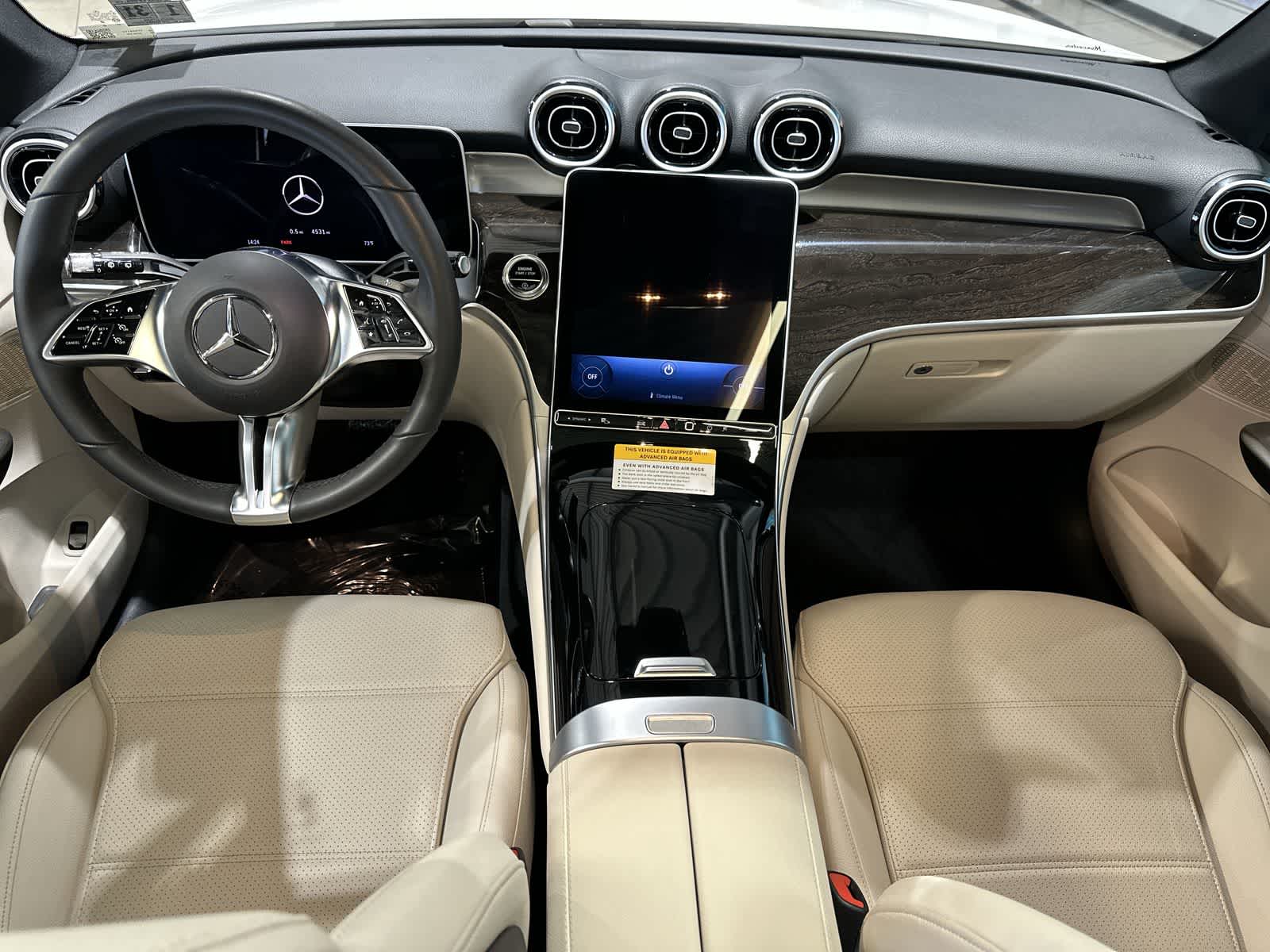 Thumbnail: 2026 Mercedes-Benz GLC - 22