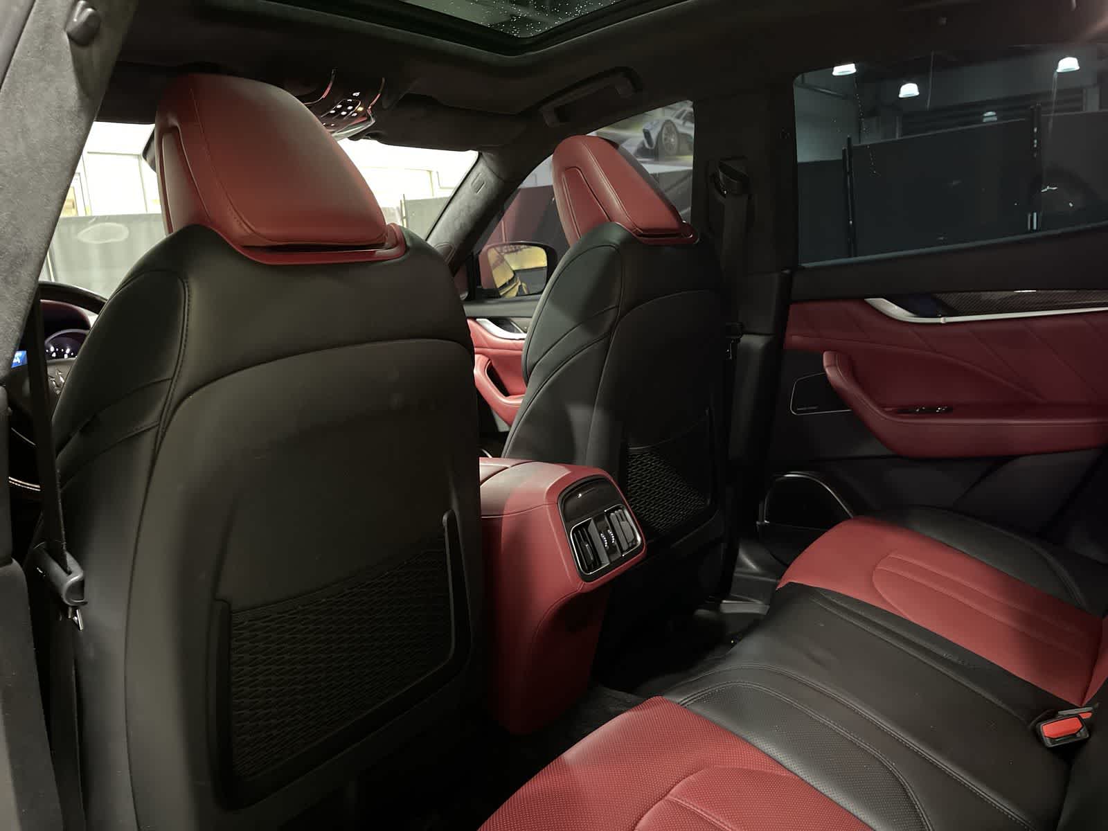 Thumbnail: 2020 Maserati Levante - 24