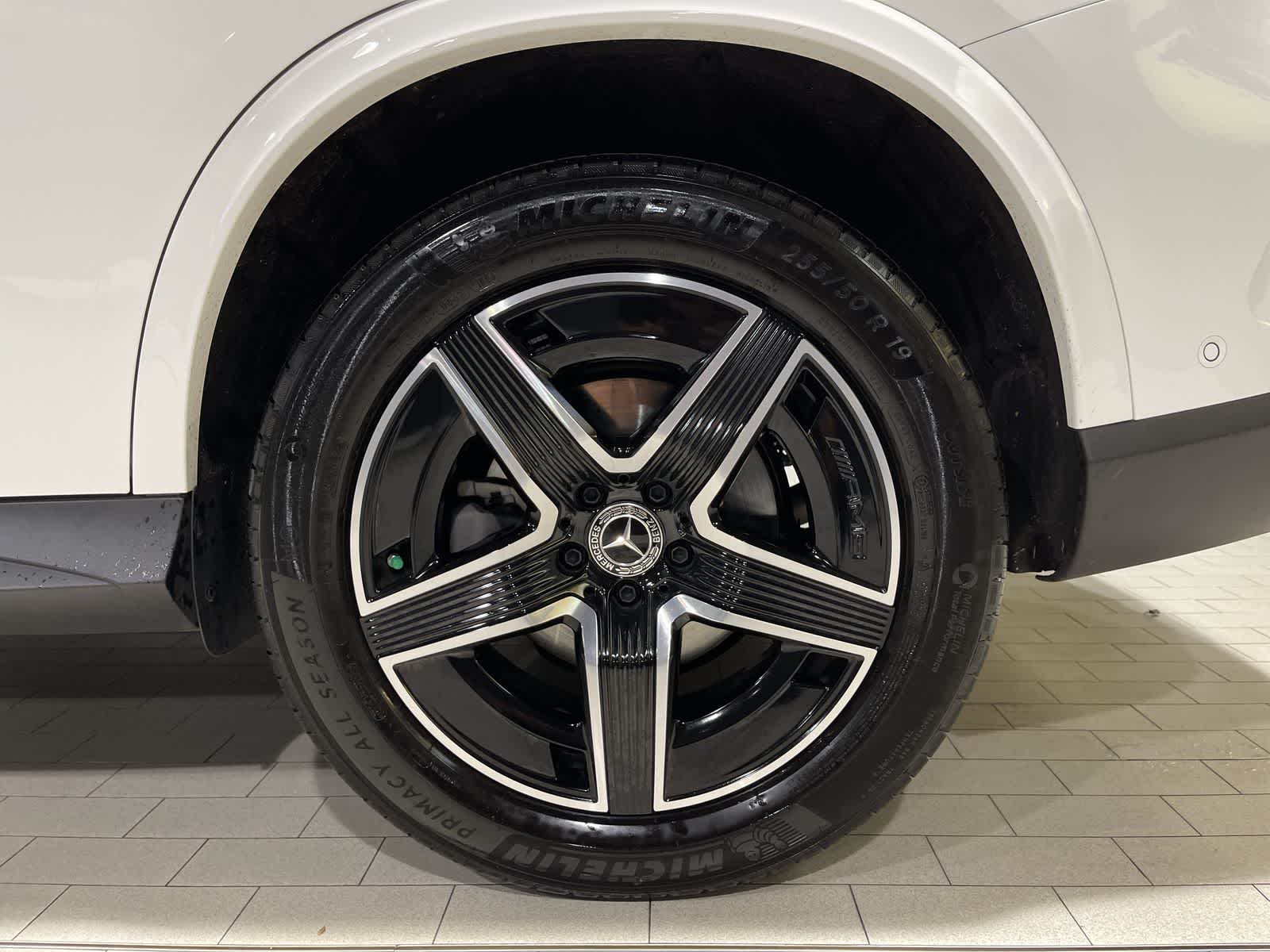 Thumbnail: 2025 Mercedes-Benz GLC - 20