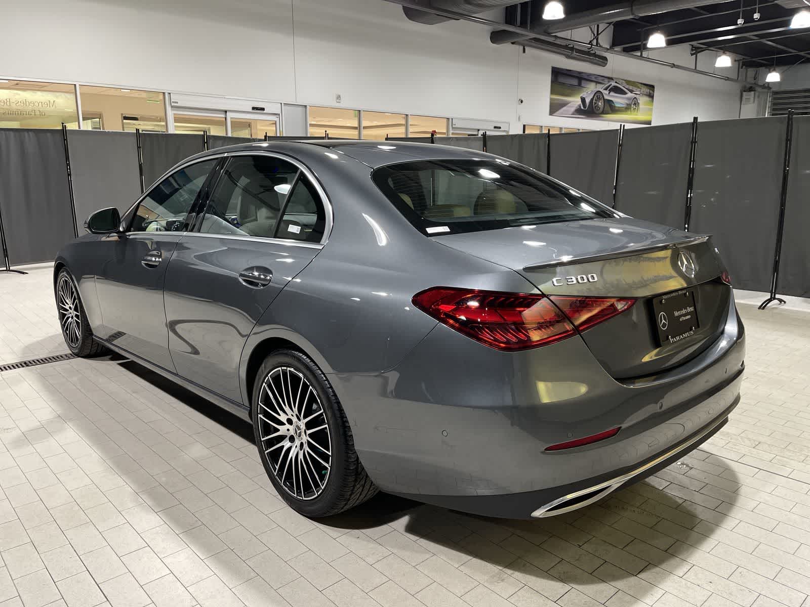 Thumbnail: 2022 Mercedes-Benz C-Class - 16