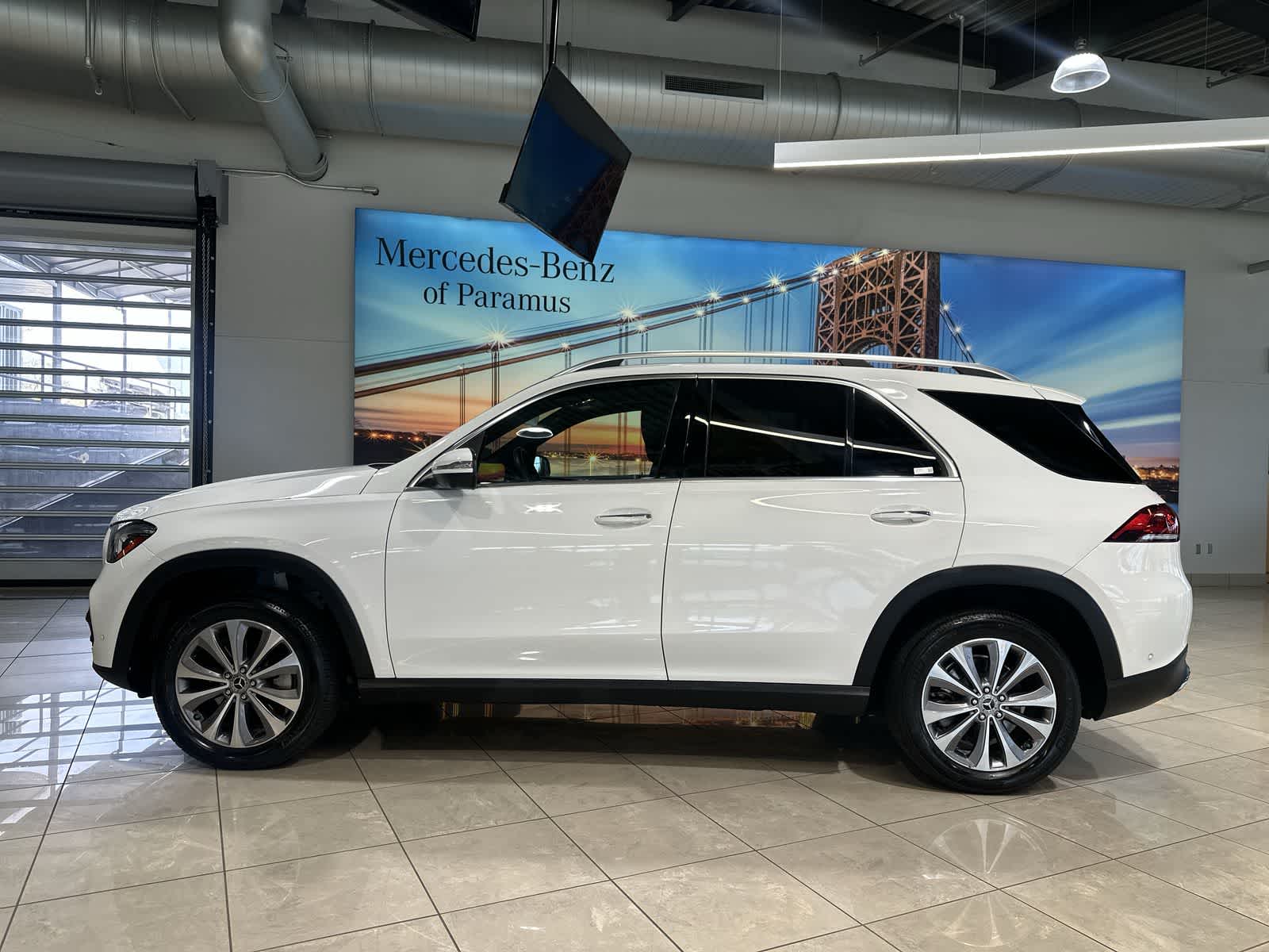 Thumbnail: 2022 Mercedes-Benz GLE - 15