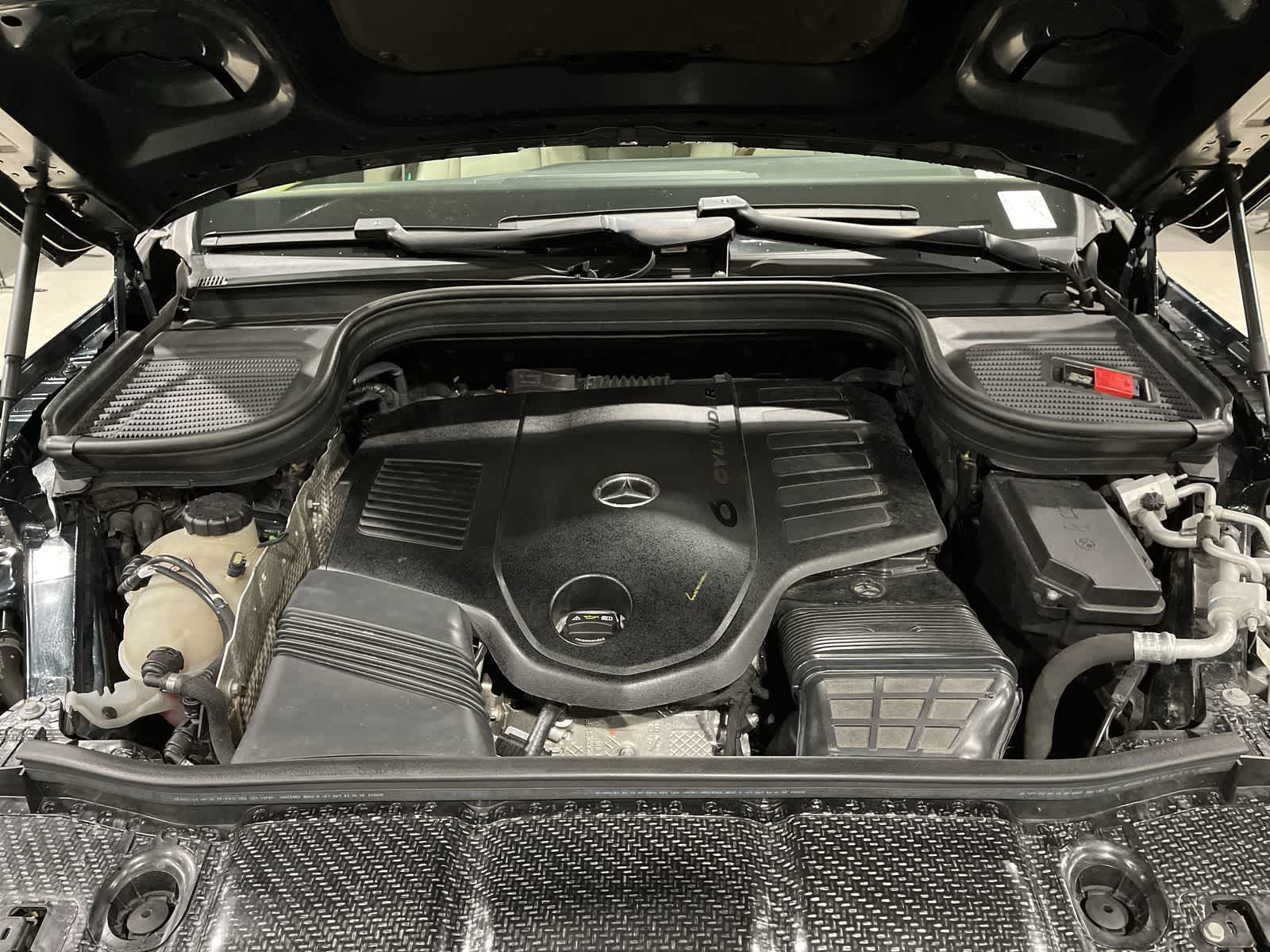 Thumbnail: 2021 Mercedes-Benz GLS - 21