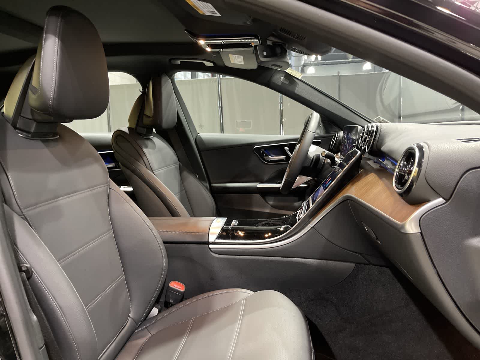 Thumbnail: 2025 Mercedes-Benz C-Class - 26