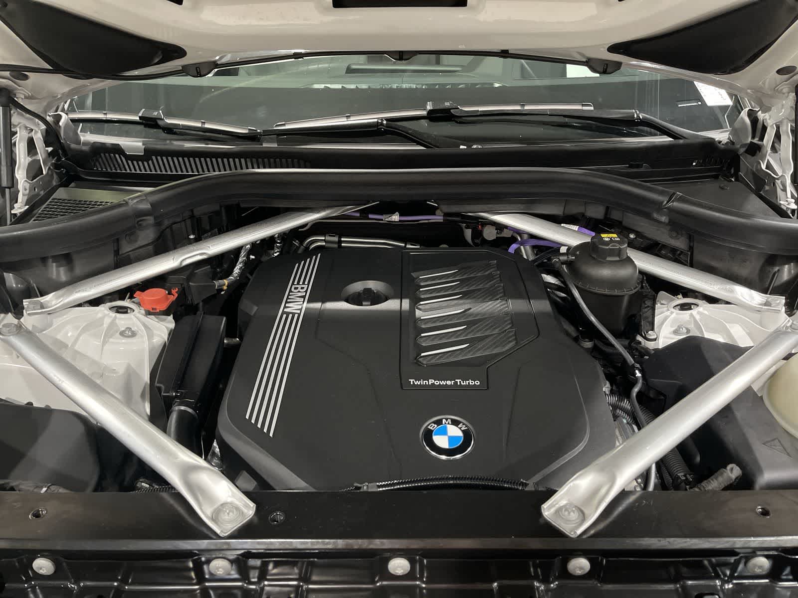 Thumbnail: 2023 BMW X5 - 21