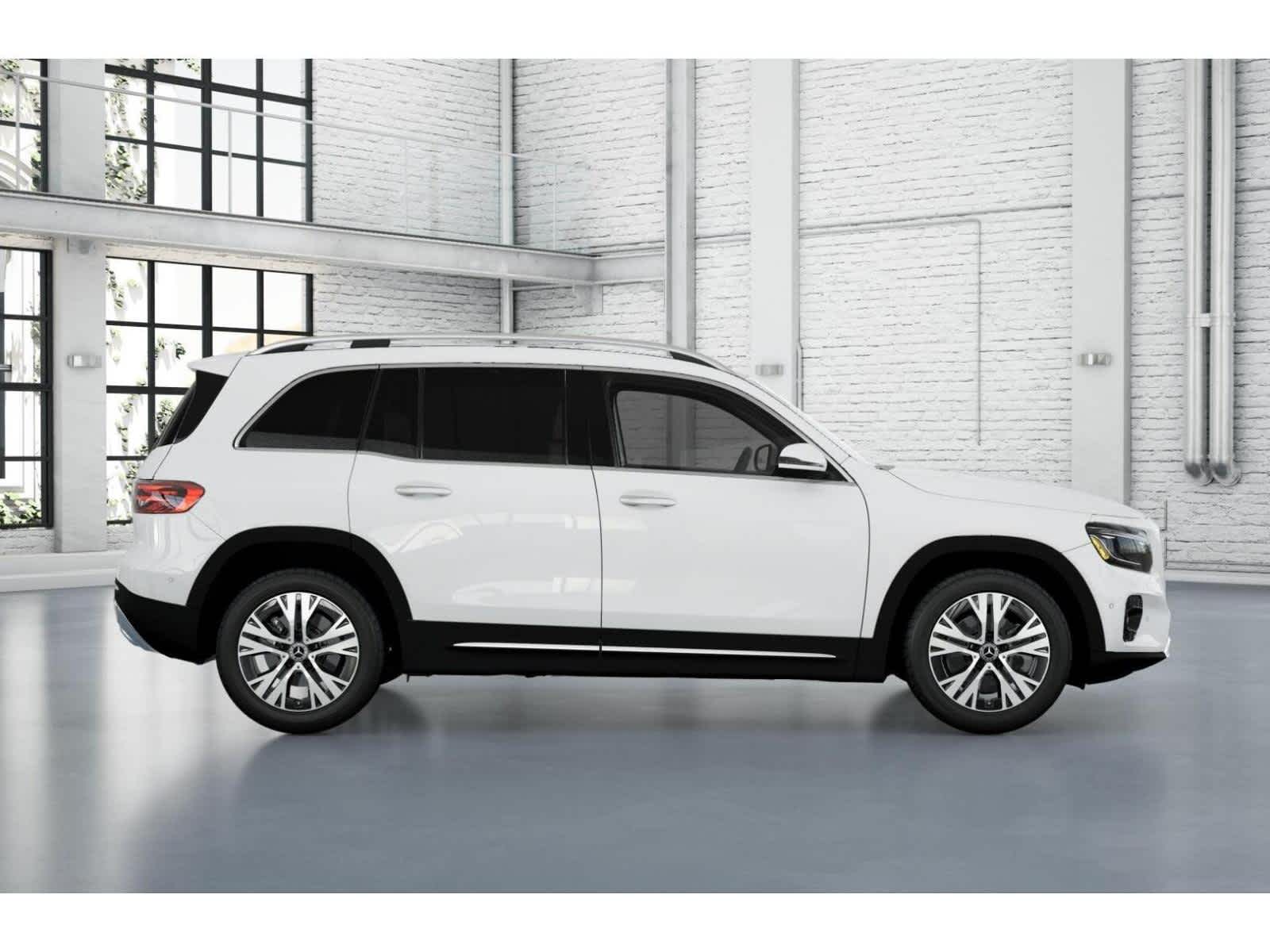 Thumbnail: 2026 Mercedes-Benz GLB - 2