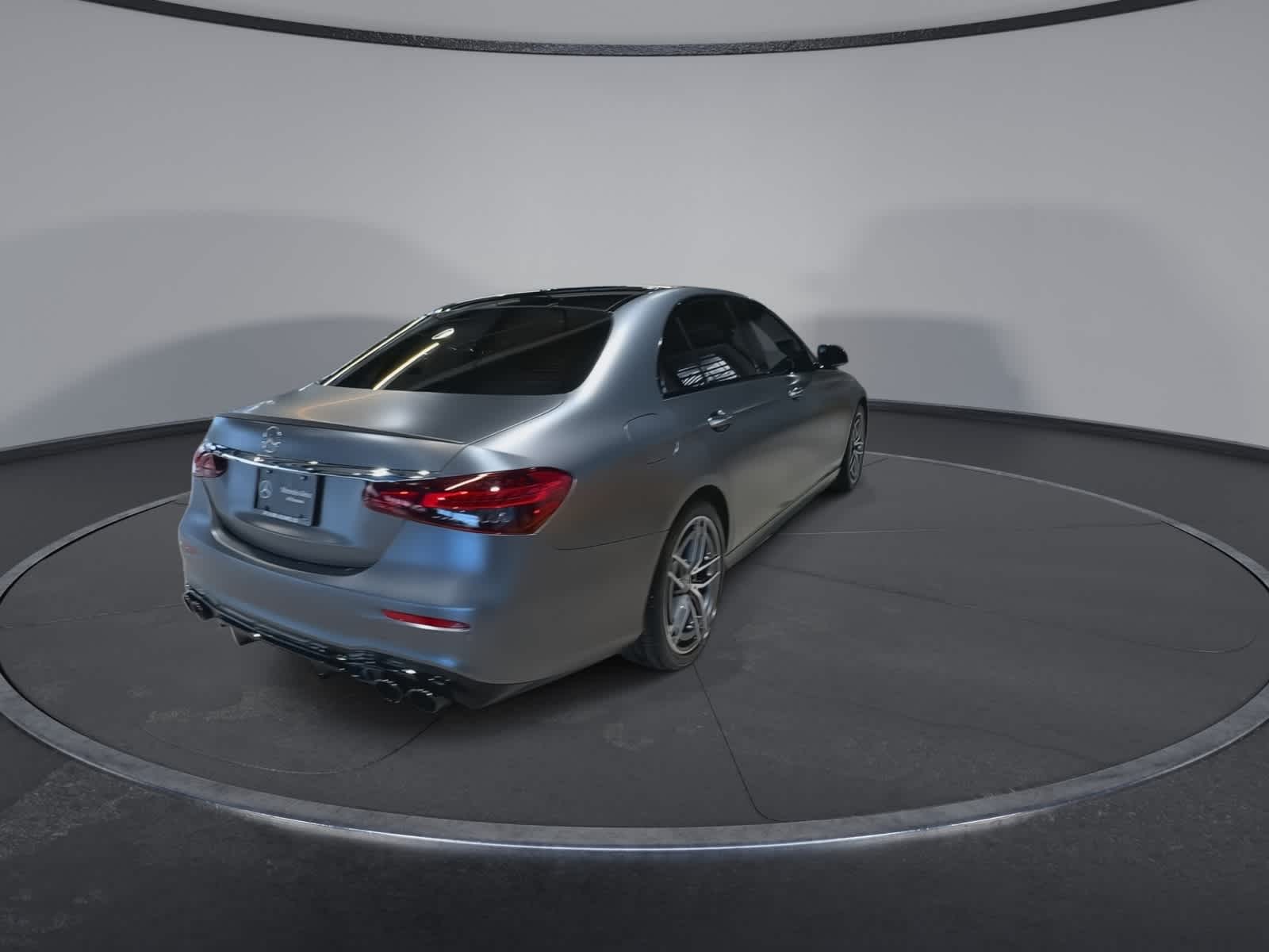 Thumbnail: 2022 Mercedes-Benz E-Class - 11