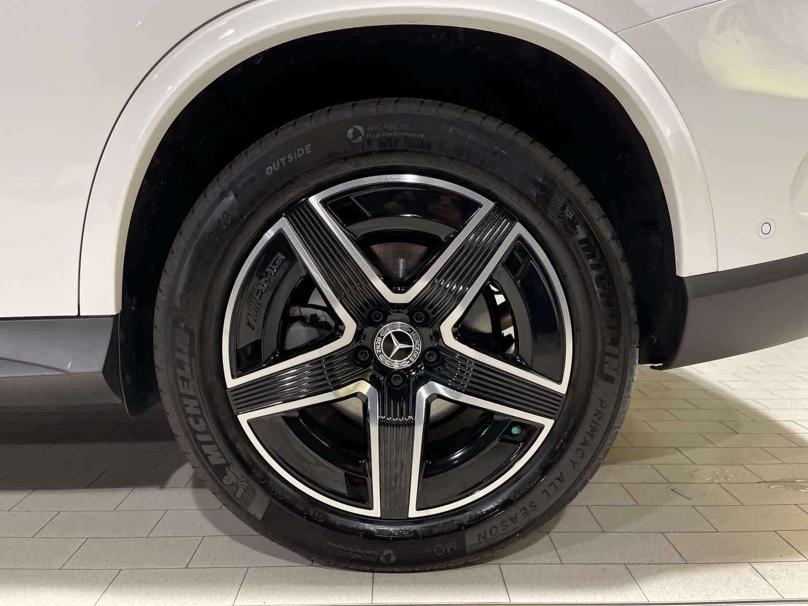 Thumbnail: 2025 Mercedes-Benz GLC - 20