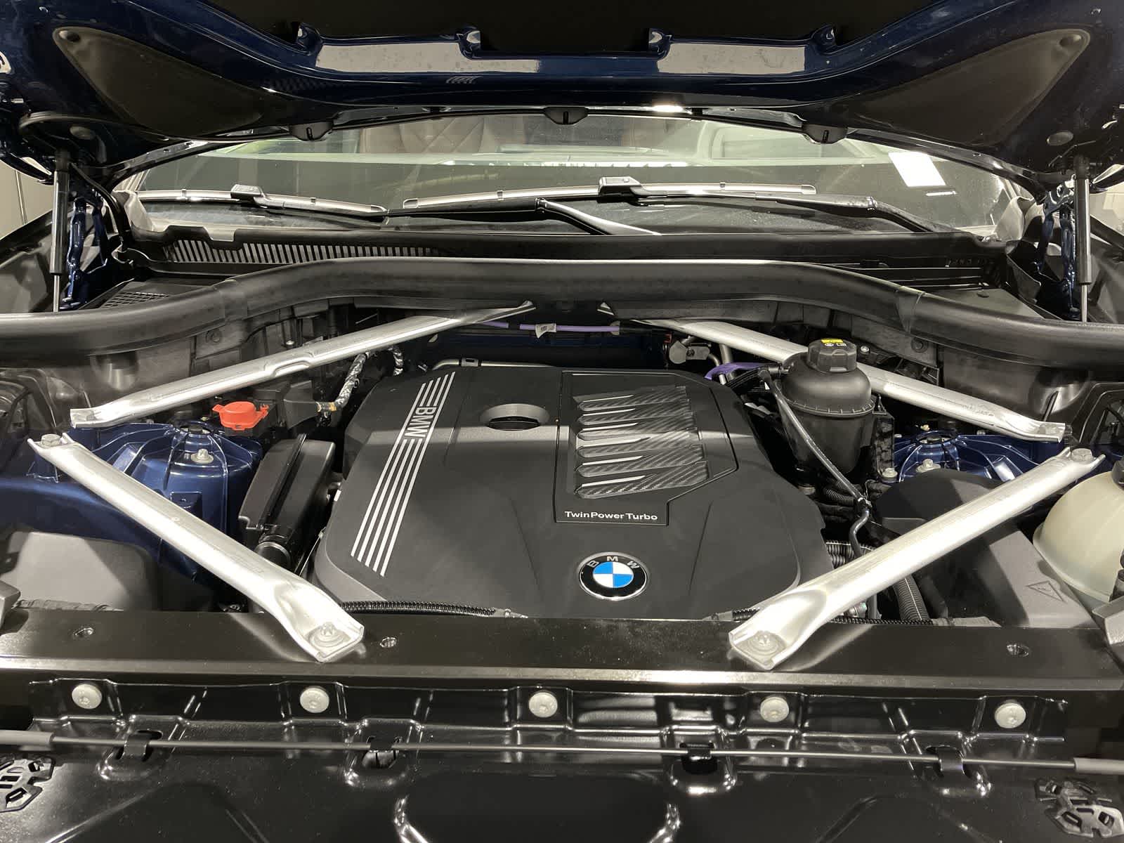Thumbnail: 2023 BMW X5 - 21