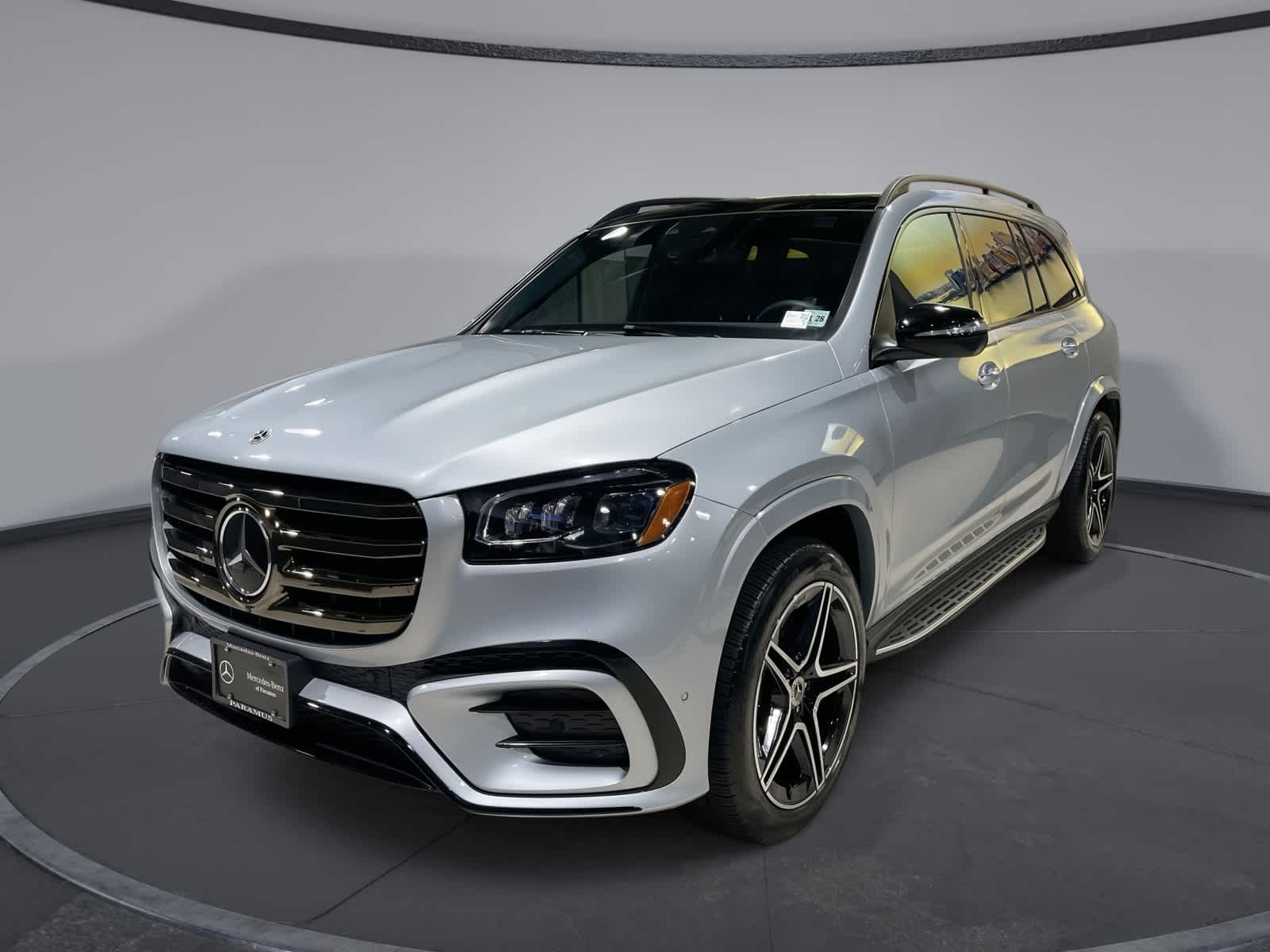 Thumbnail: 2024 Mercedes-Benz GLS - 1