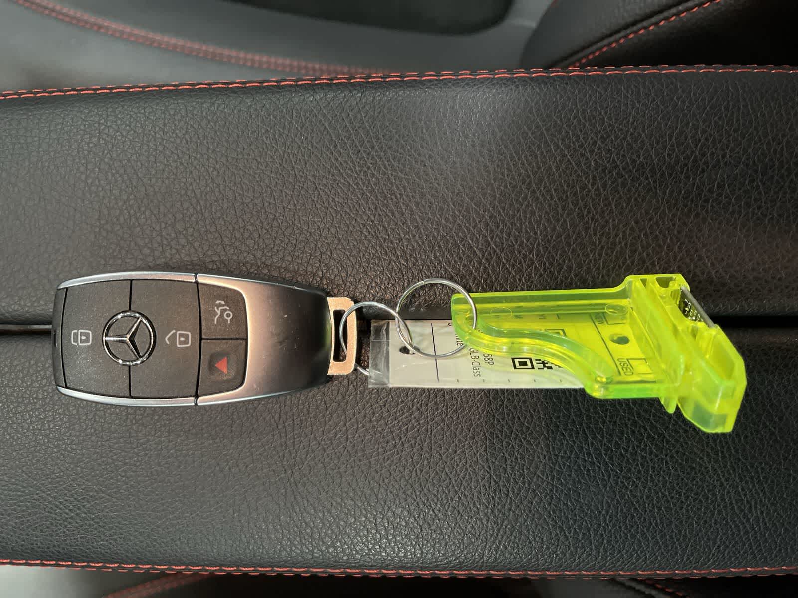 Thumbnail: 2025 Mercedes-Benz GLB - 32