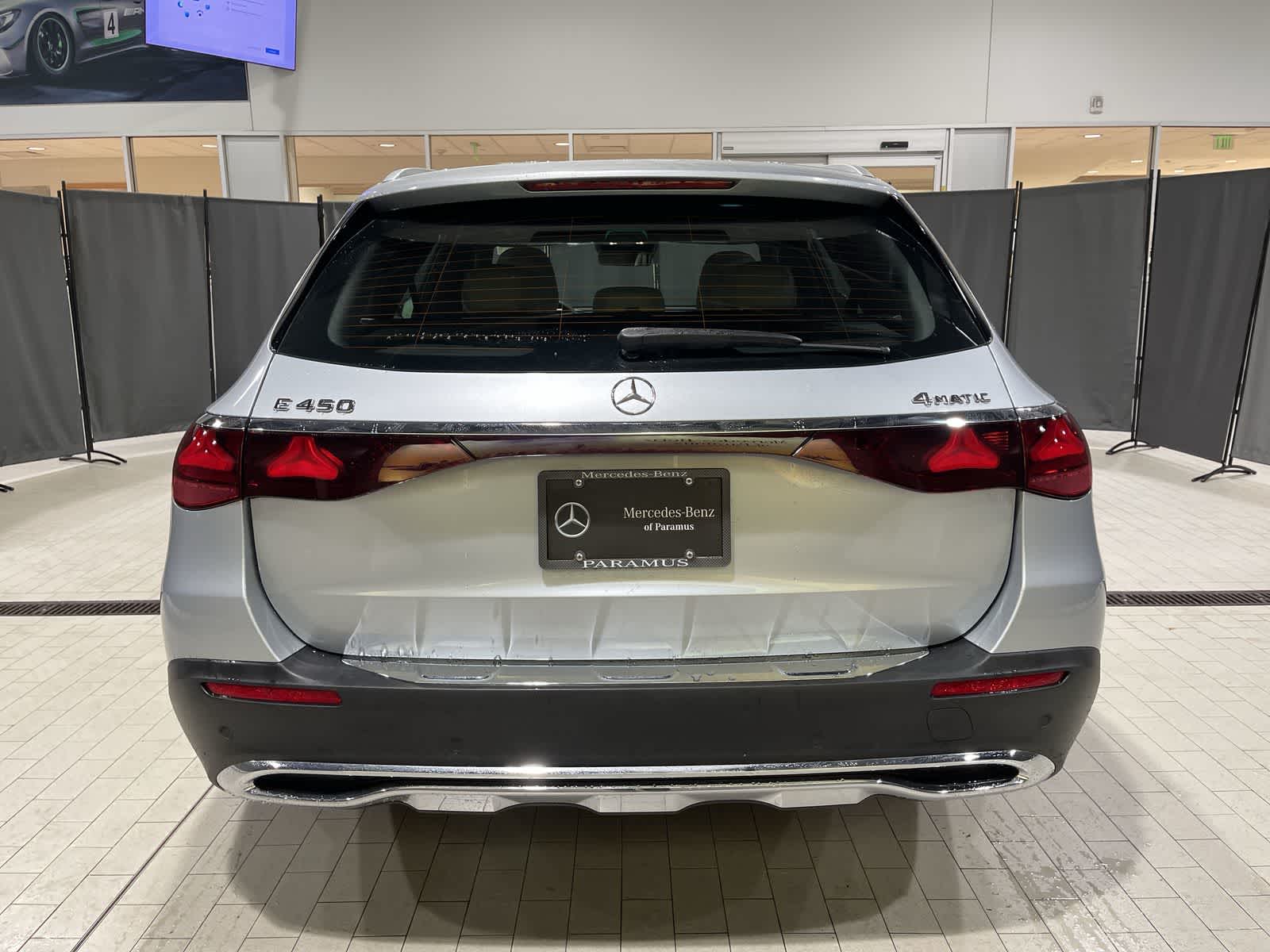 Thumbnail: 2025 Mercedes-Benz E-Class - 17