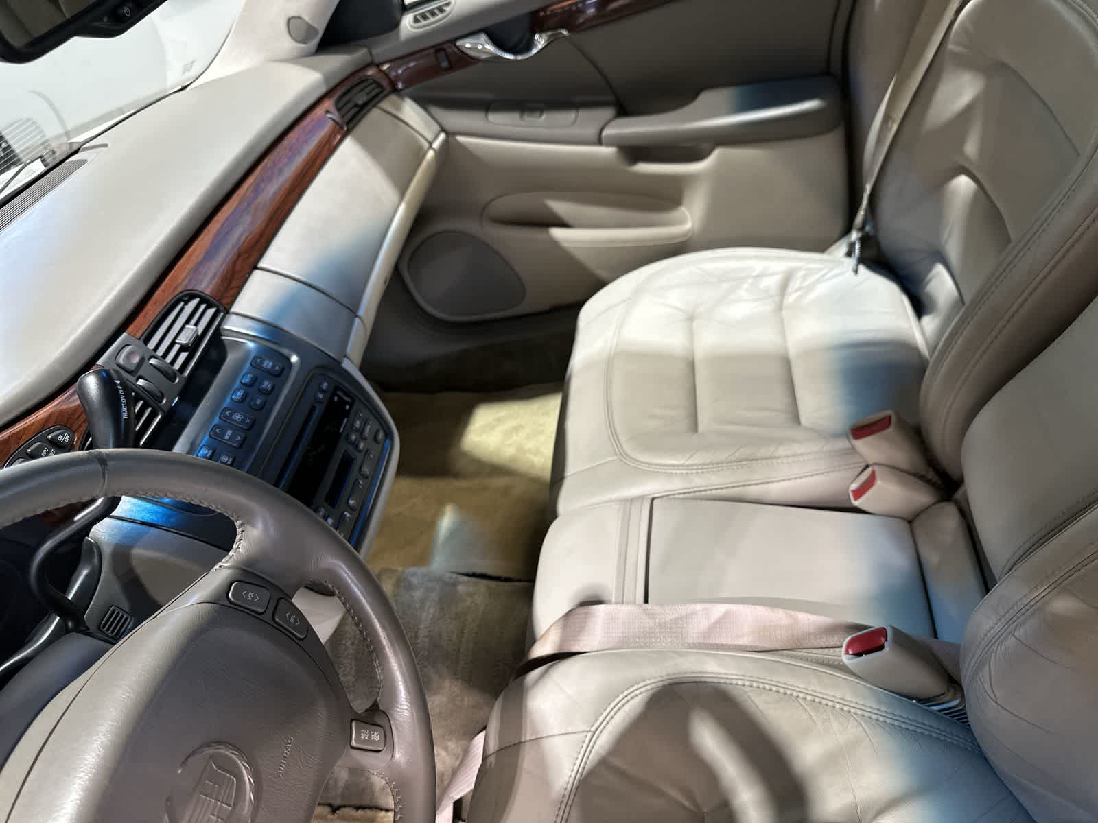 Thumbnail: 2003 Cadillac DeVille - 28