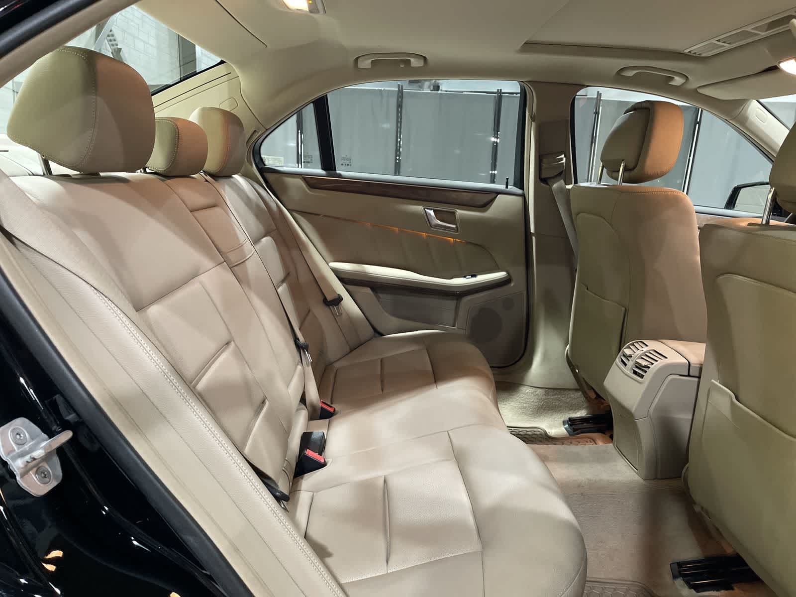 Thumbnail: 2013 Mercedes-Benz E-Class - 25