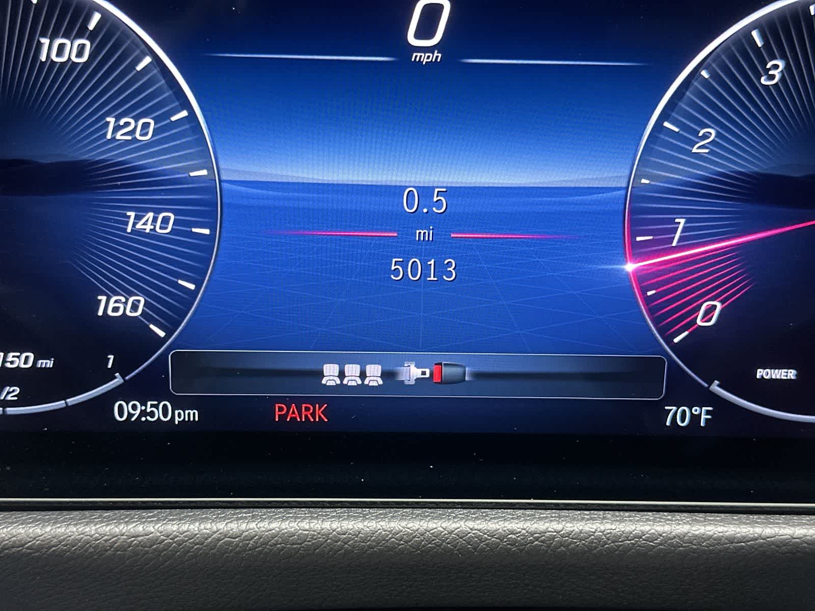 Thumbnail: 2026 Mercedes-Benz GLB - 30