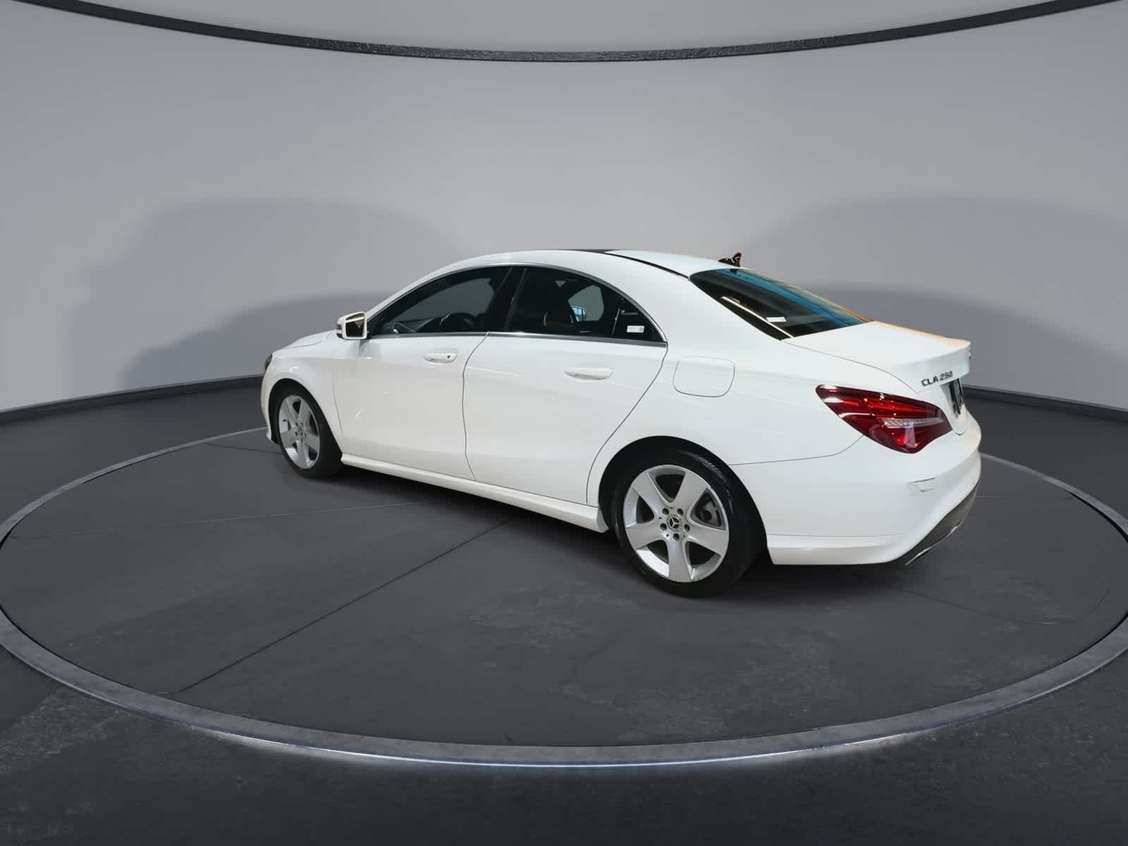 Thumbnail: 2018 Mercedes-Benz CLA - 8