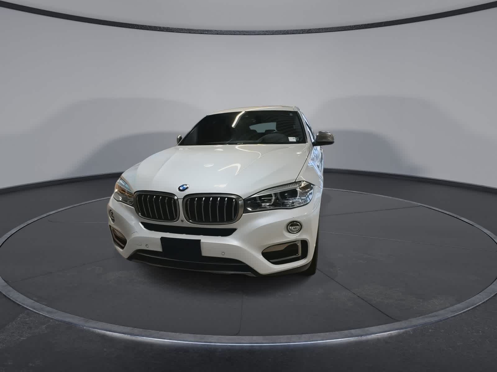 Thumbnail: 2019 BMW X6 - 4
