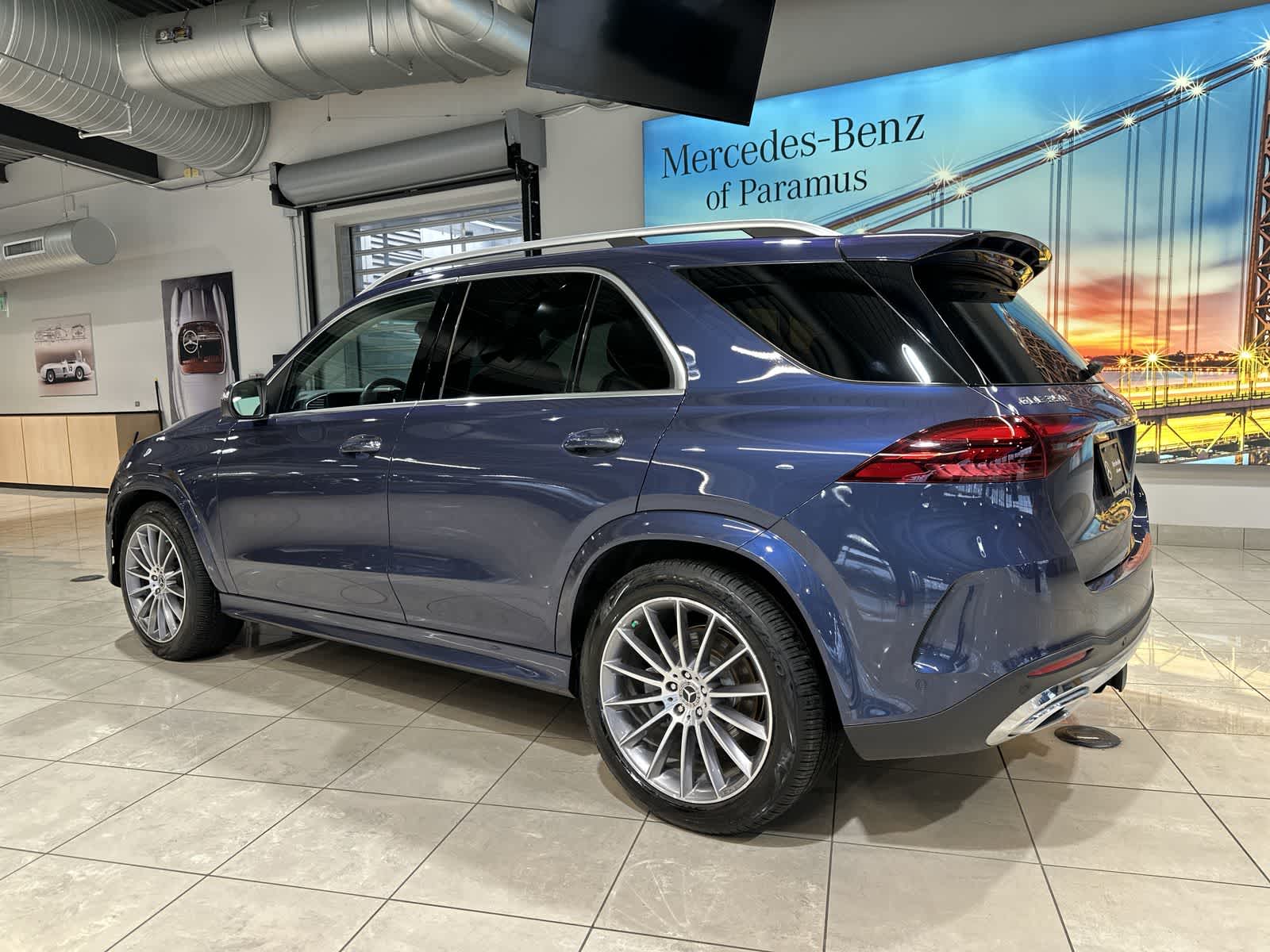 Thumbnail: 2025 Mercedes-Benz GLE - 16