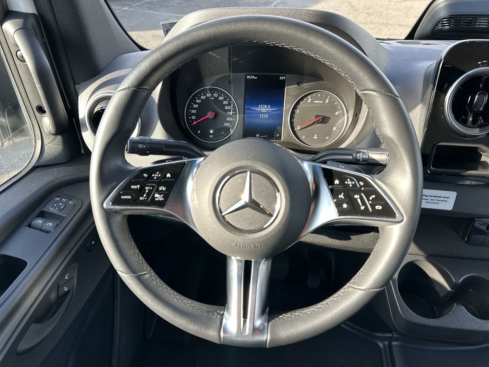 Thumbnail: 2025 Mercedes-Benz Sprinter - 26