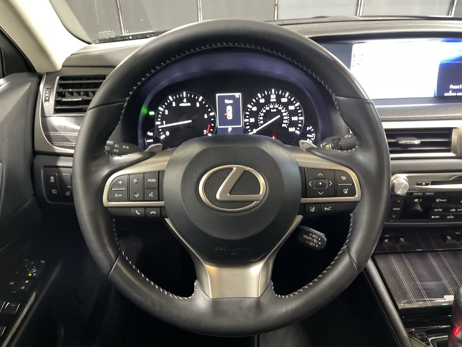 Thumbnail: 2018 Lexus GS - 27