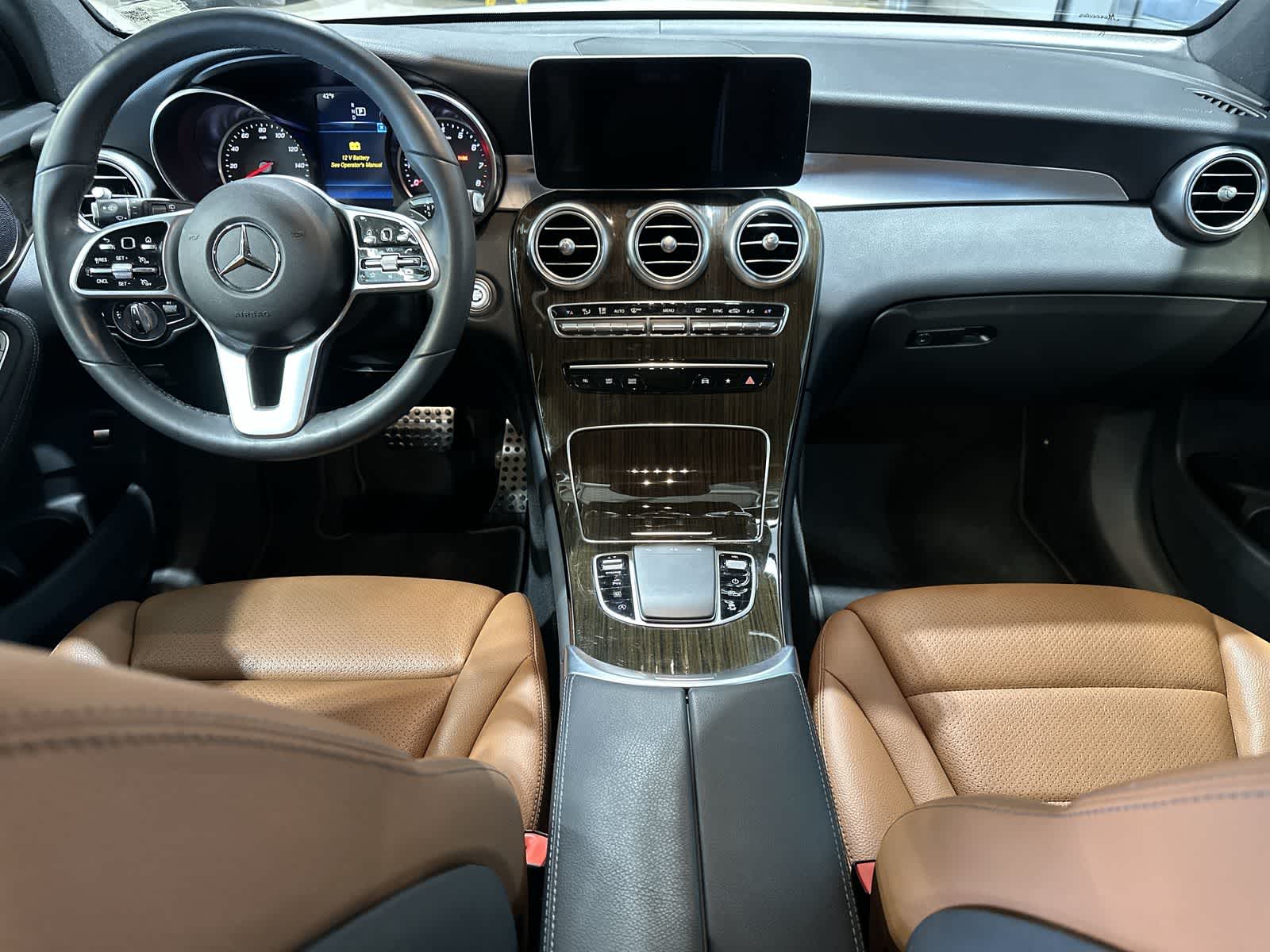 Thumbnail: 2022 Mercedes-Benz GLC - 22