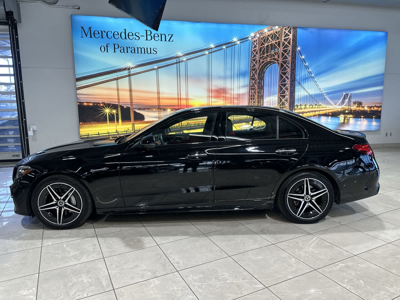 Thumbnail: 2025 Mercedes-Benz C-Class - 15