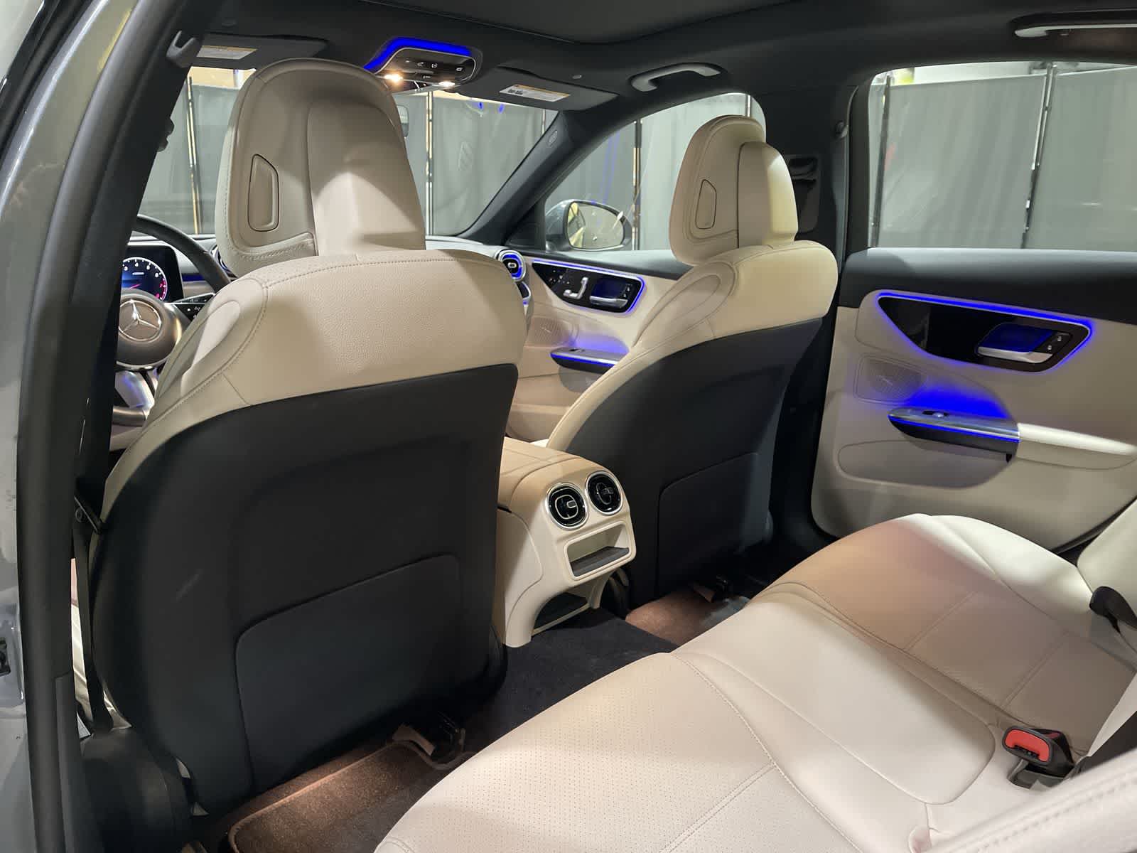 Thumbnail: 2022 Mercedes-Benz C-Class - 24