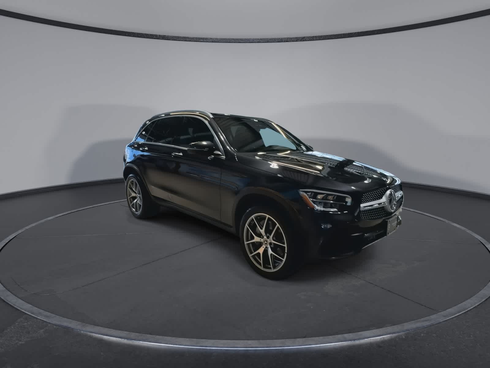 Thumbnail: 2022 Mercedes-Benz GLC - 2