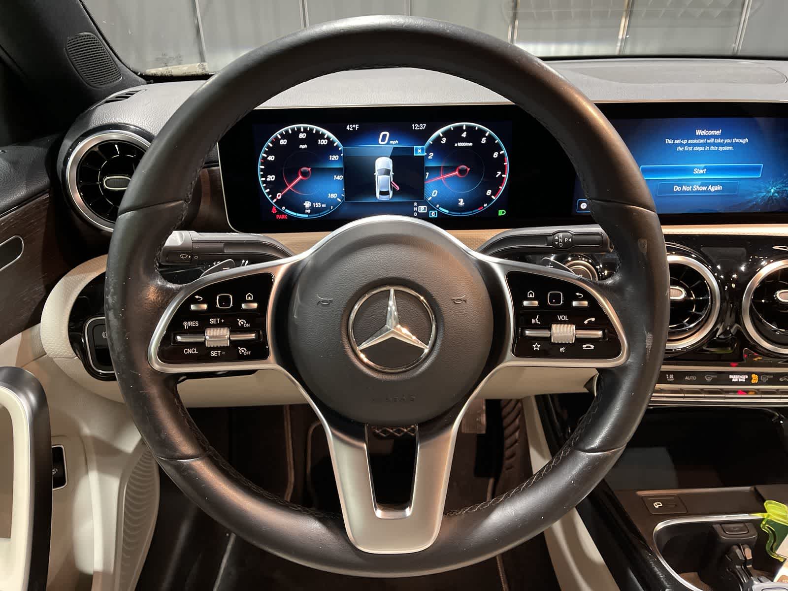 Thumbnail: 2020 Mercedes-Benz A-Class - 27