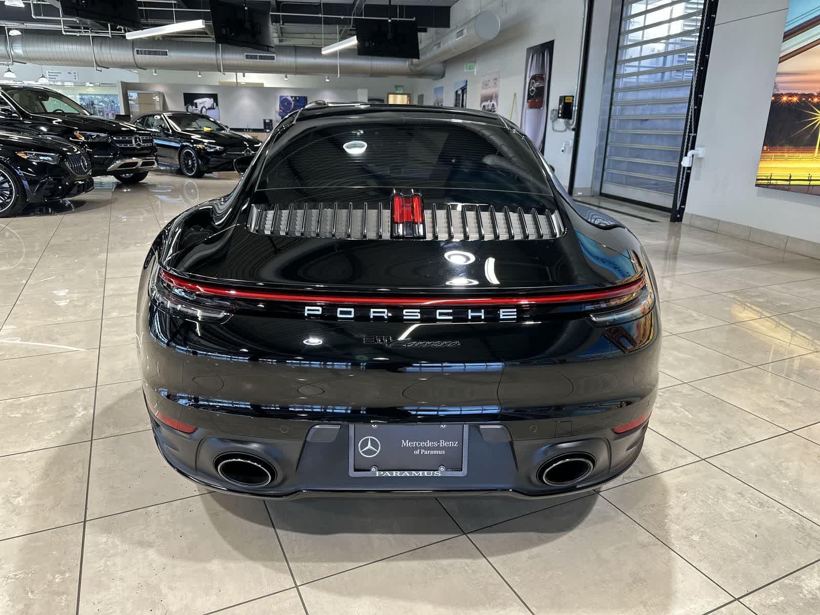 Thumbnail: 2021 Porsche 911 - 16