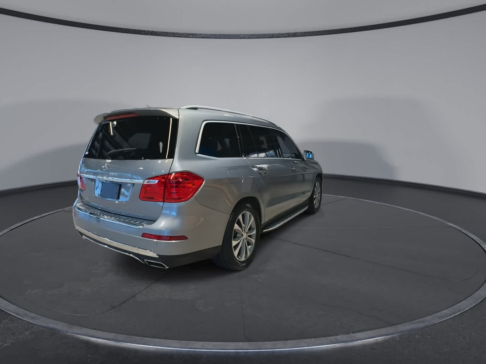 Thumbnail: 2016 Mercedes-Benz GL-Class - 11