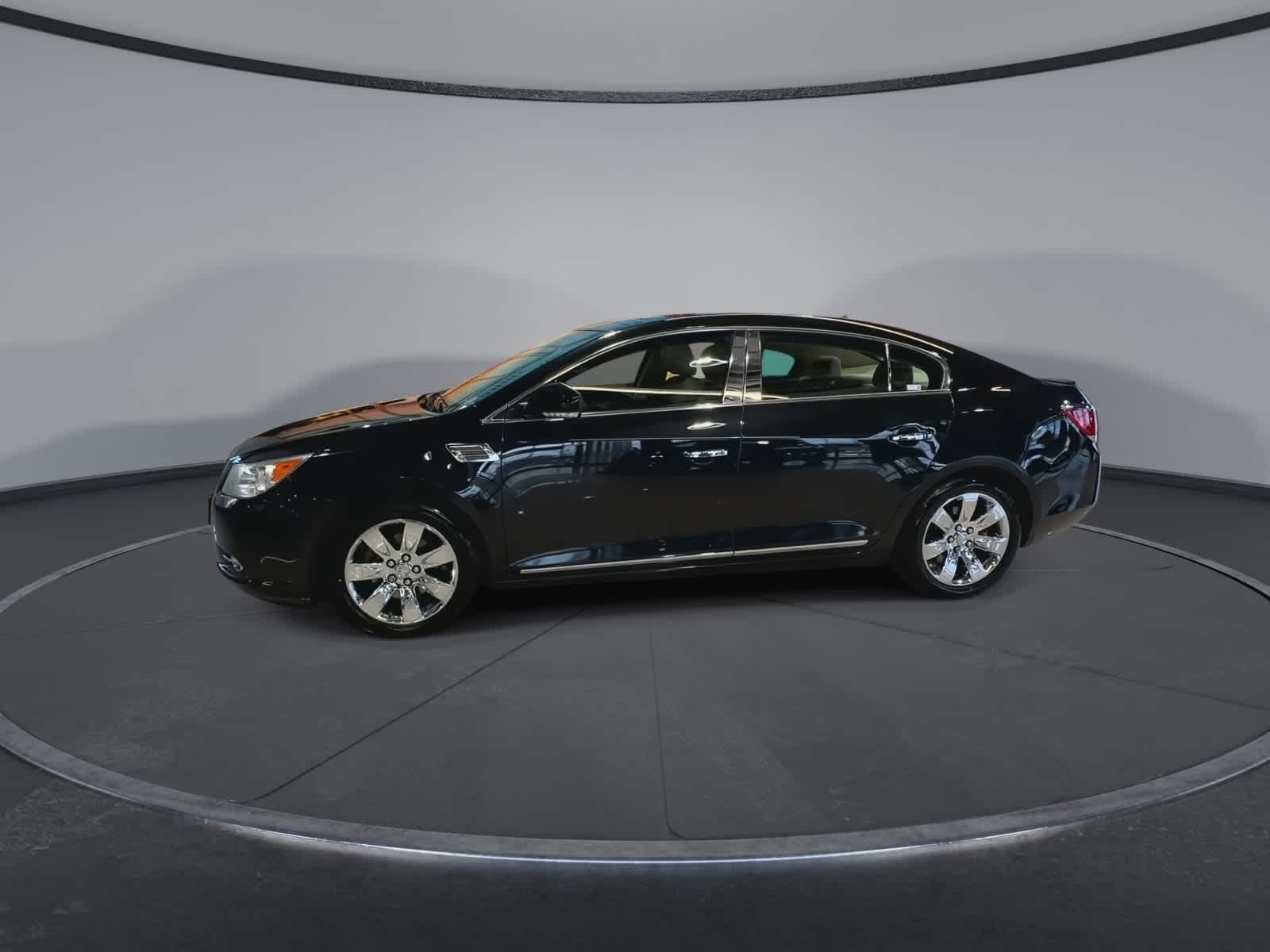 Thumbnail: 2010 Buick LaCrosse - 8