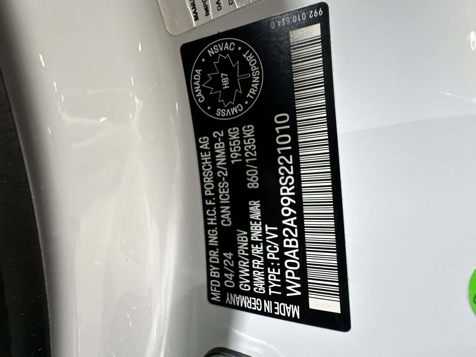 Thumbnail: 2024 Porsche 911 - 33