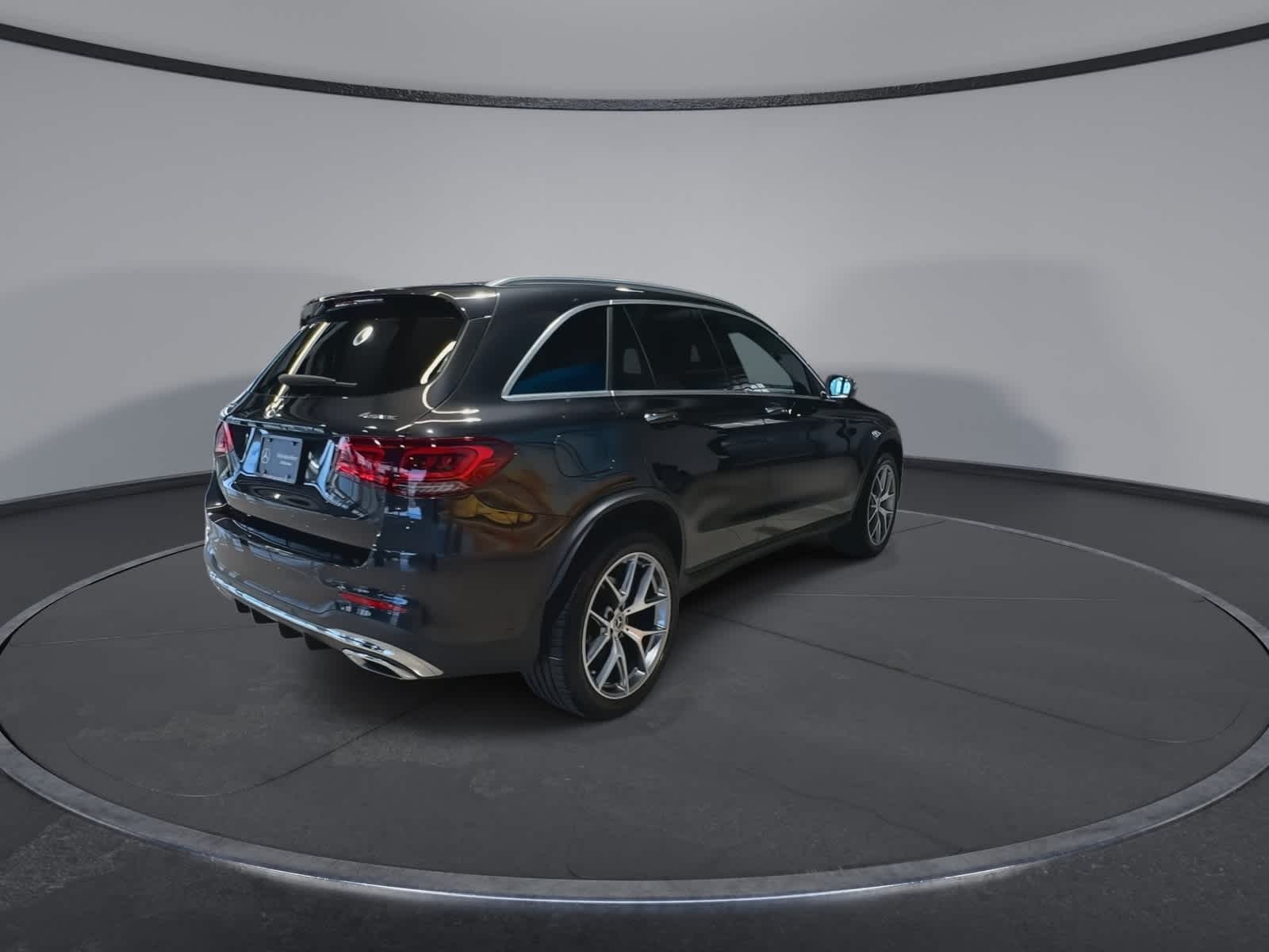 Thumbnail: 2022 Mercedes-Benz GLC - 11