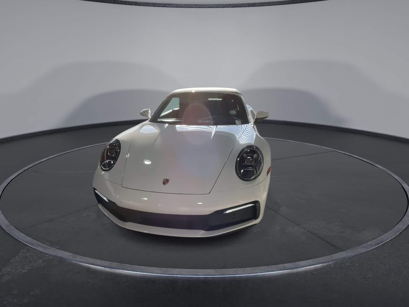 Thumbnail: 2020 Porsche 911 - 4